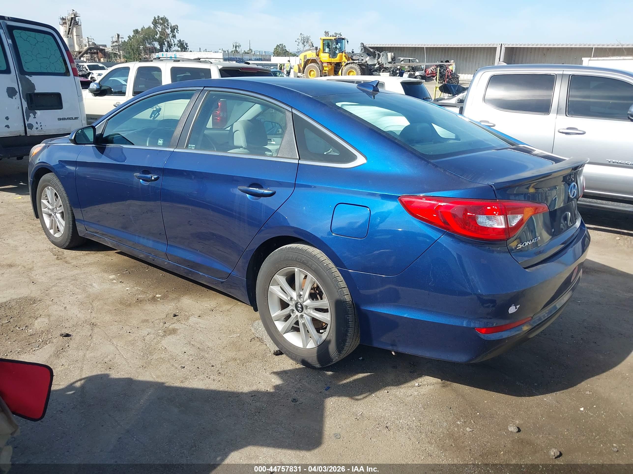 HYUNDAI SONATA image 3