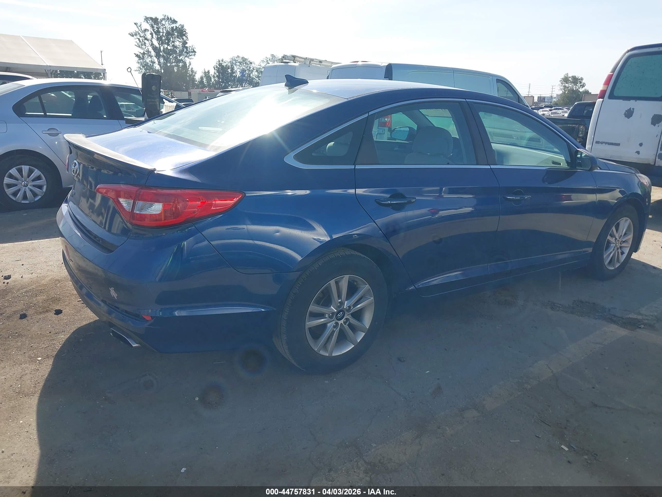 HYUNDAI SONATA image 4