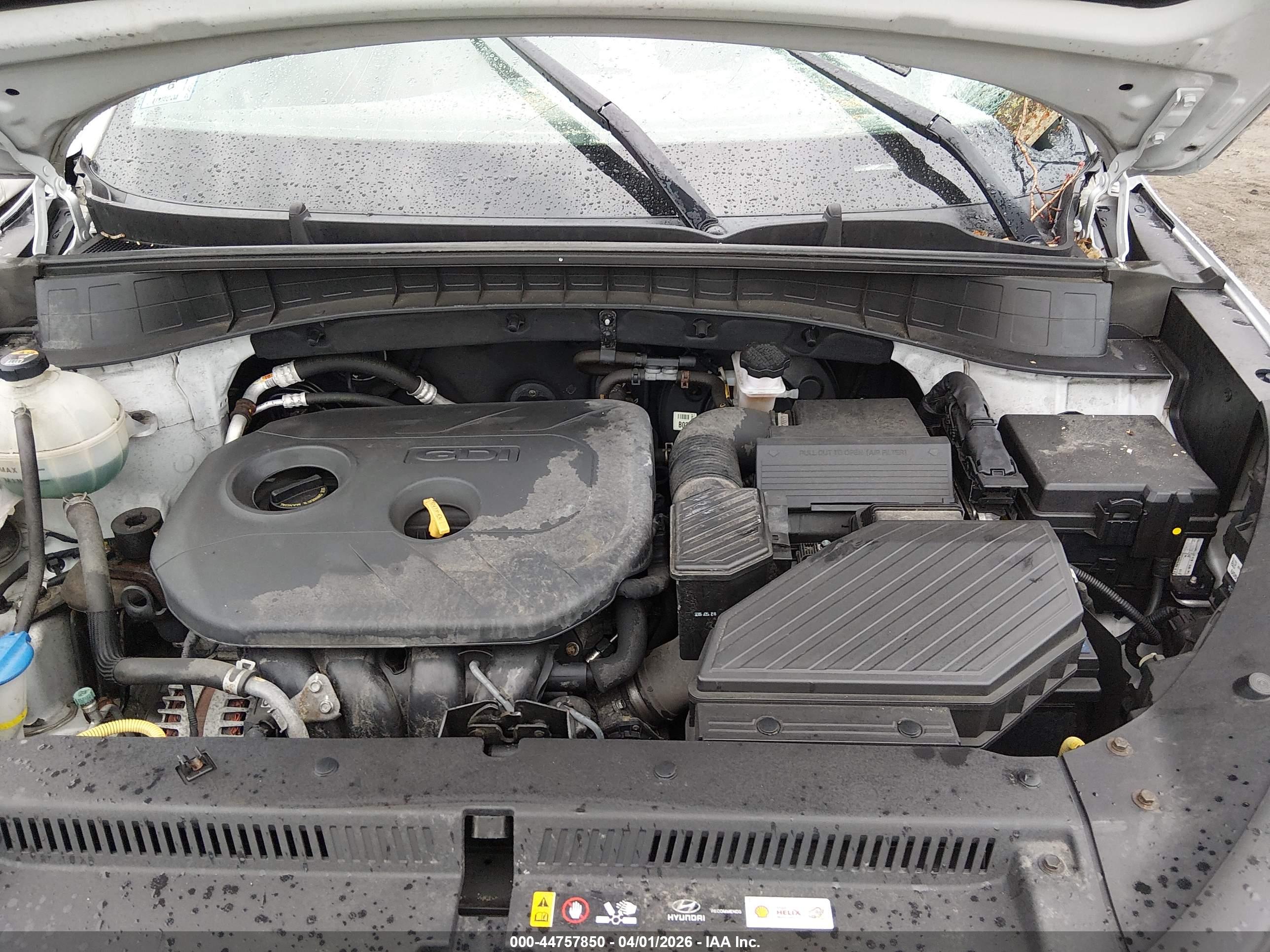 HYUNDAI TUCSON image 10