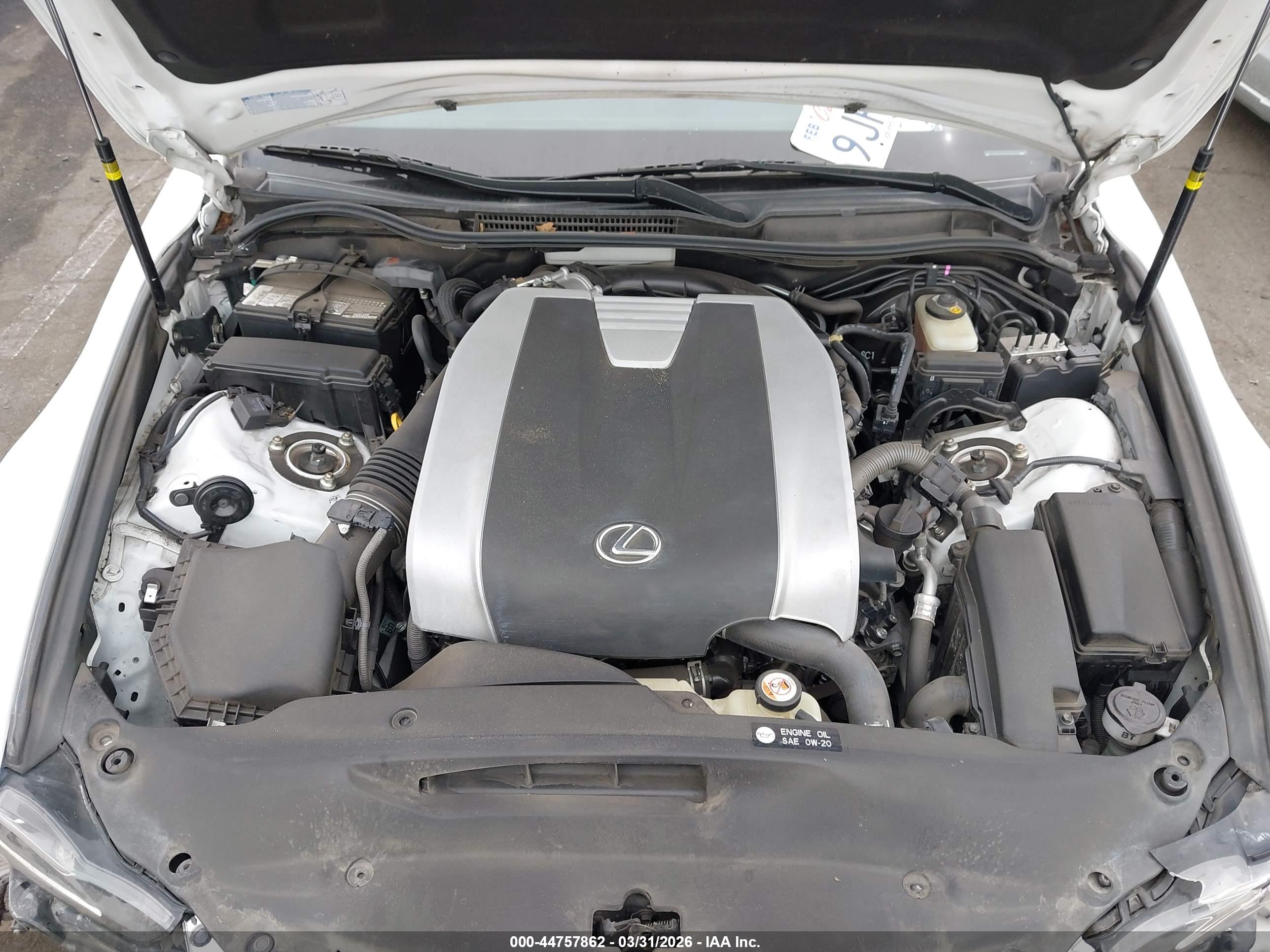 LEXUS IS image 10