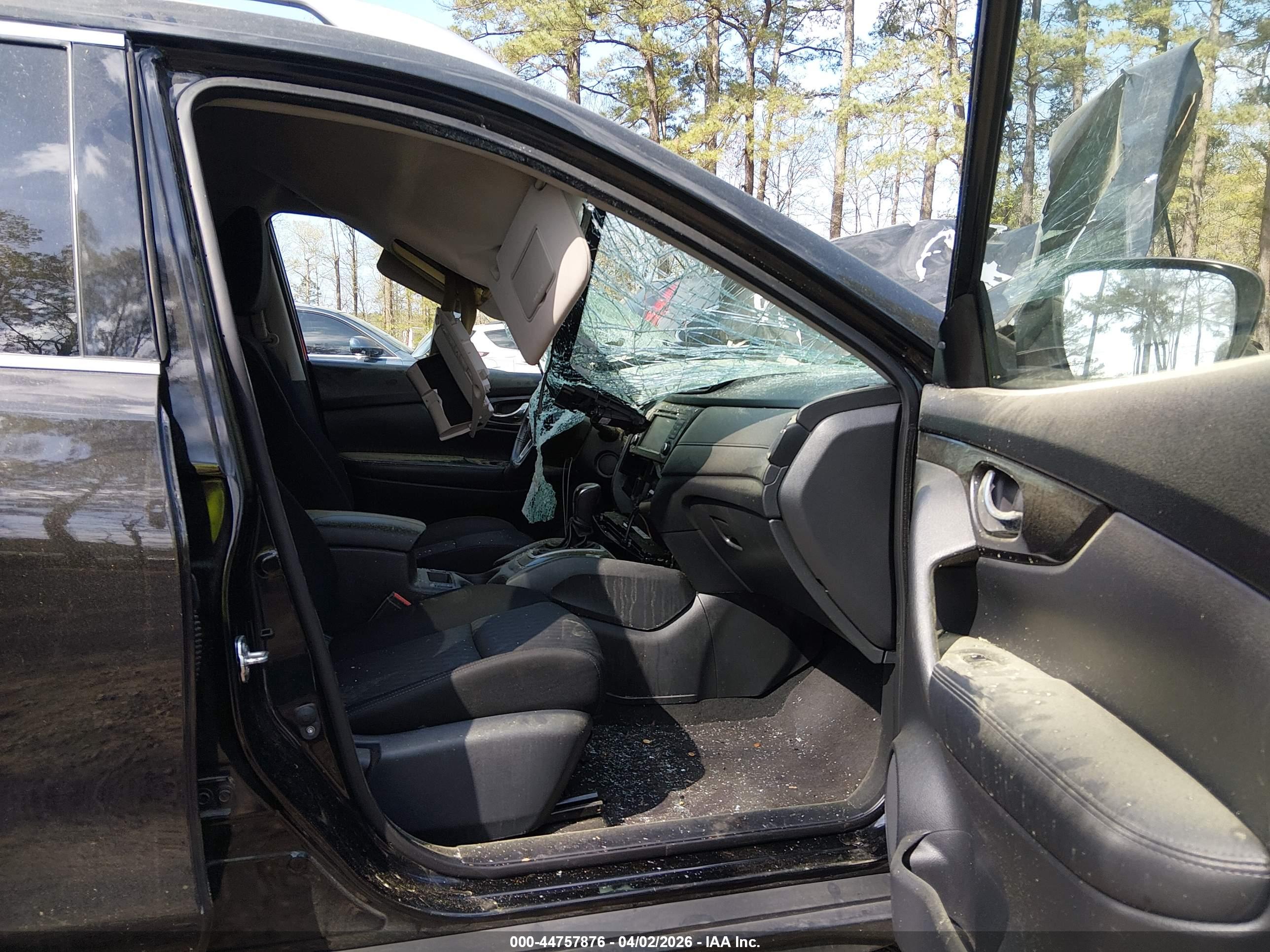 NISSAN ROGUE image 5
