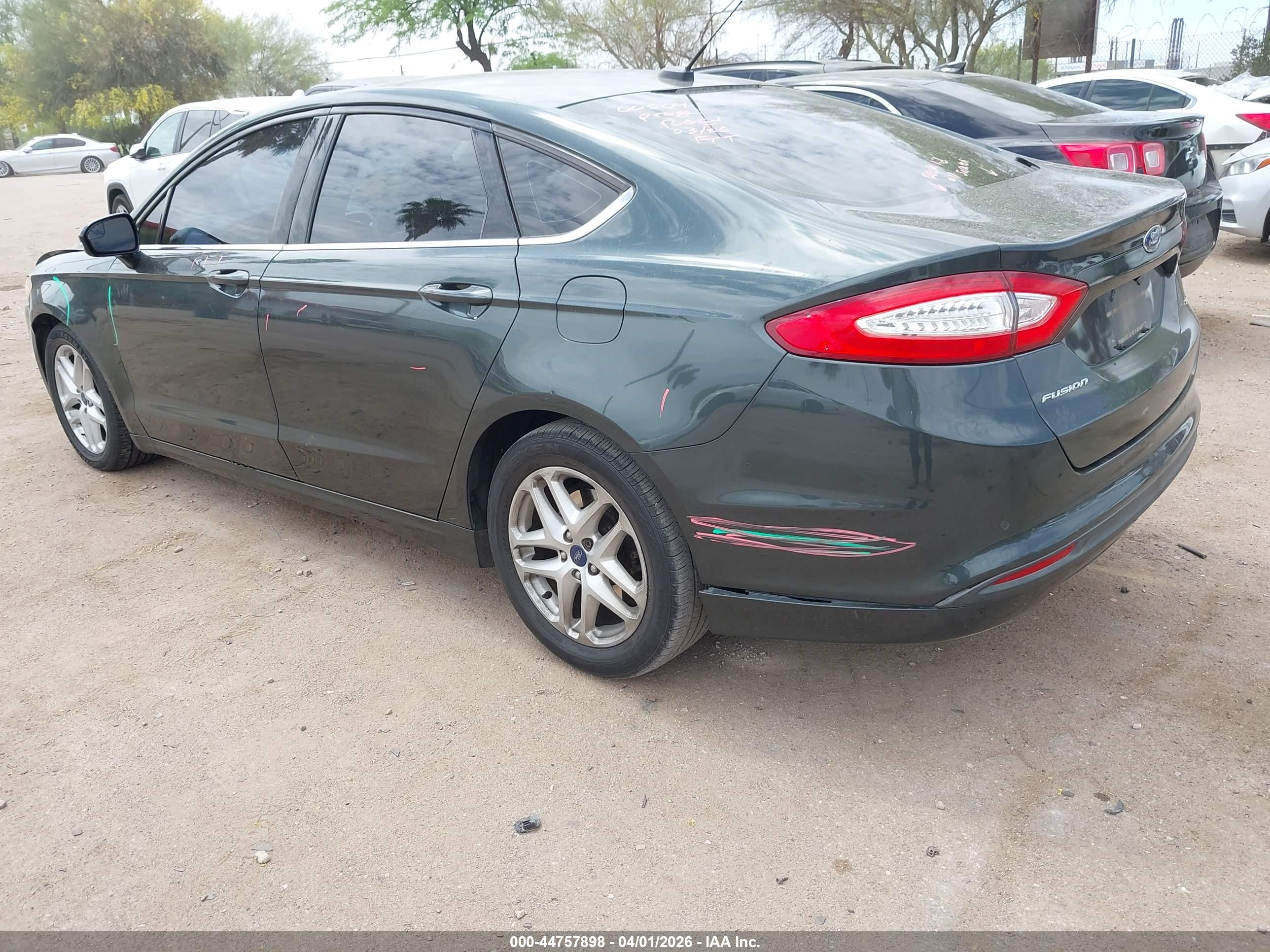 FORD FUSION image 3