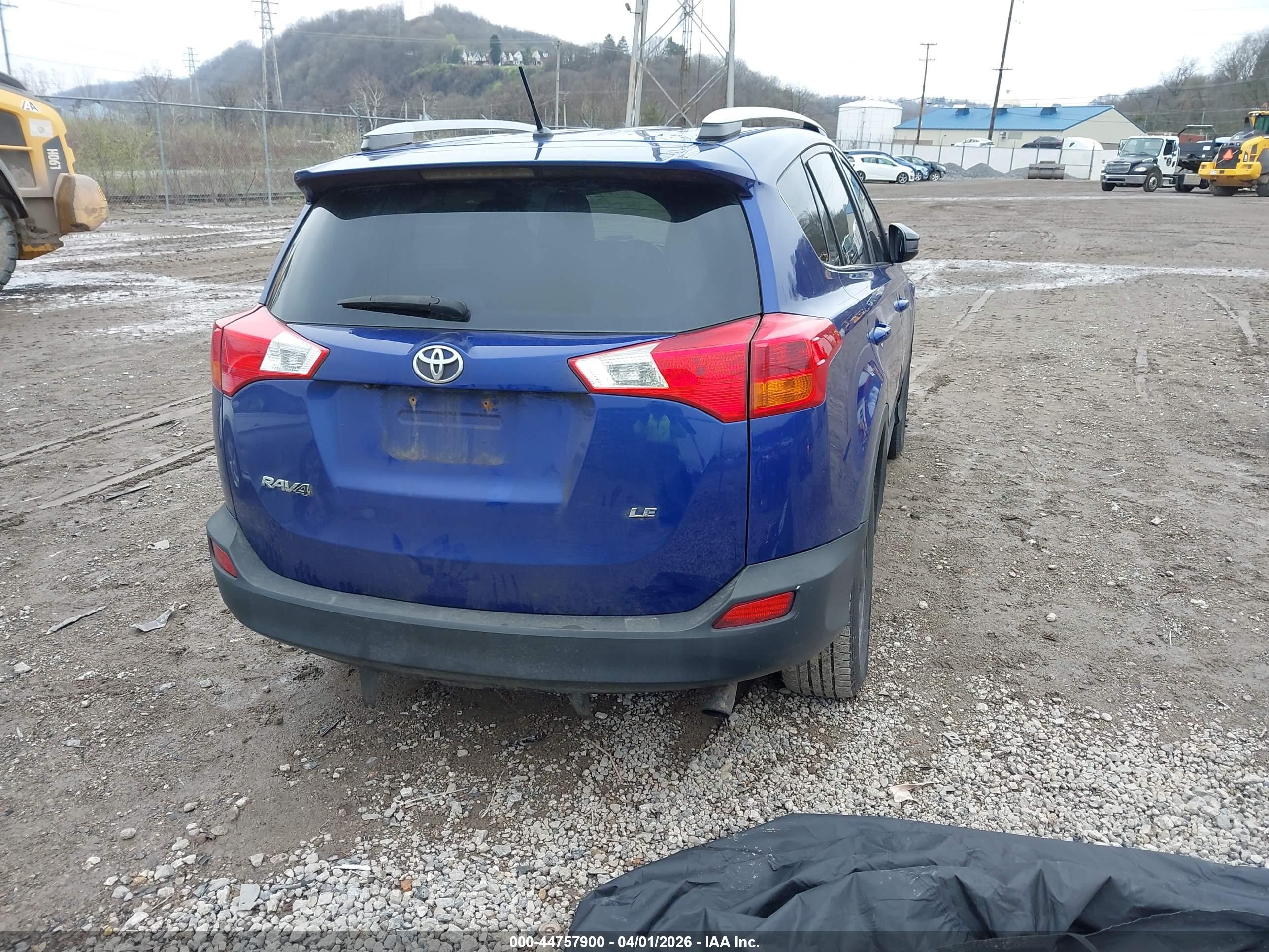 TOYOTA RAV4 image 4