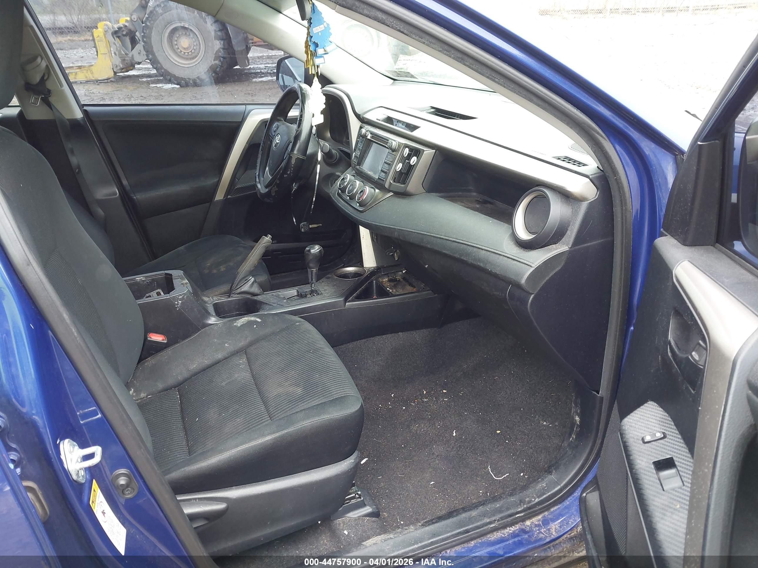 TOYOTA RAV4 image 5