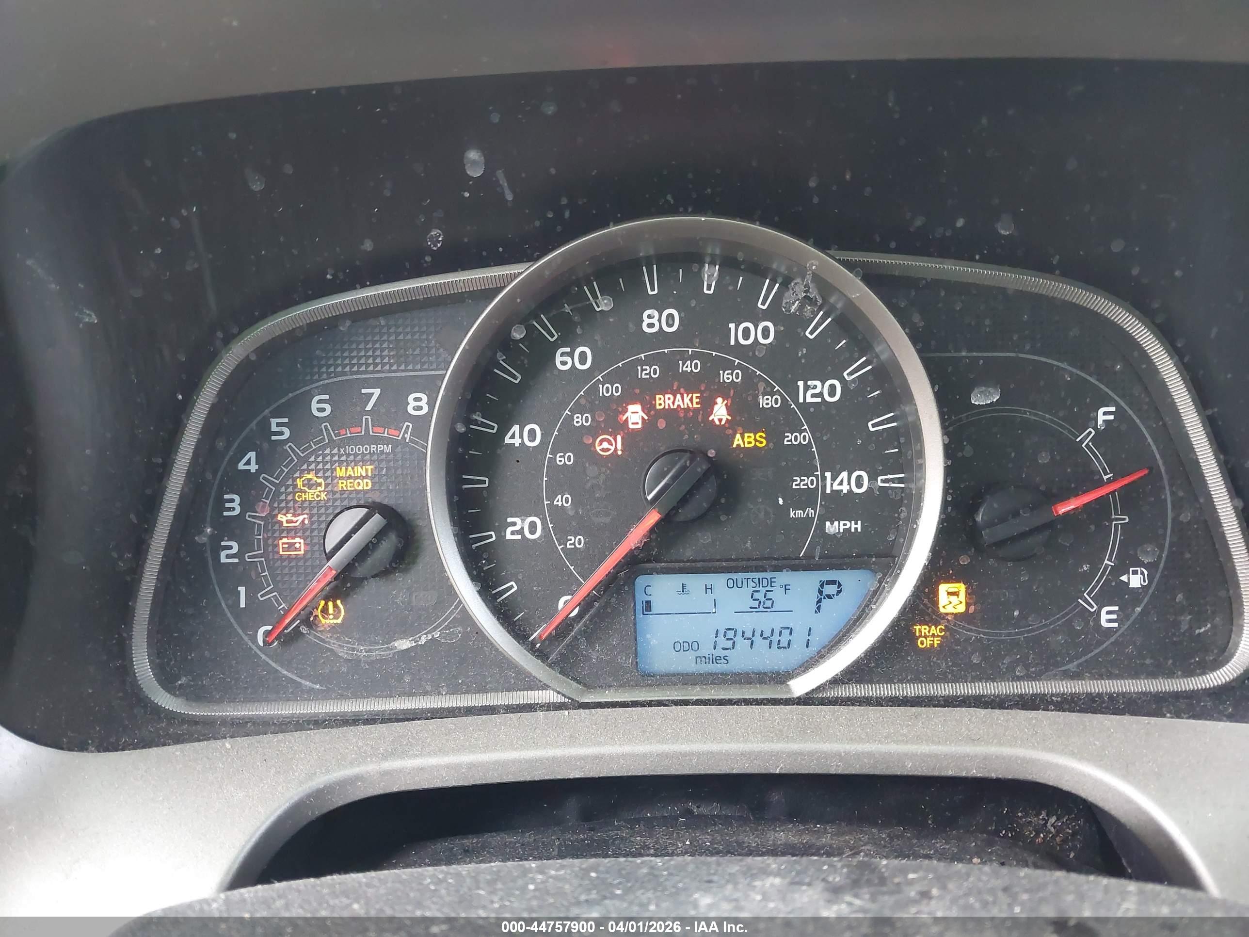TOYOTA RAV4 image 7