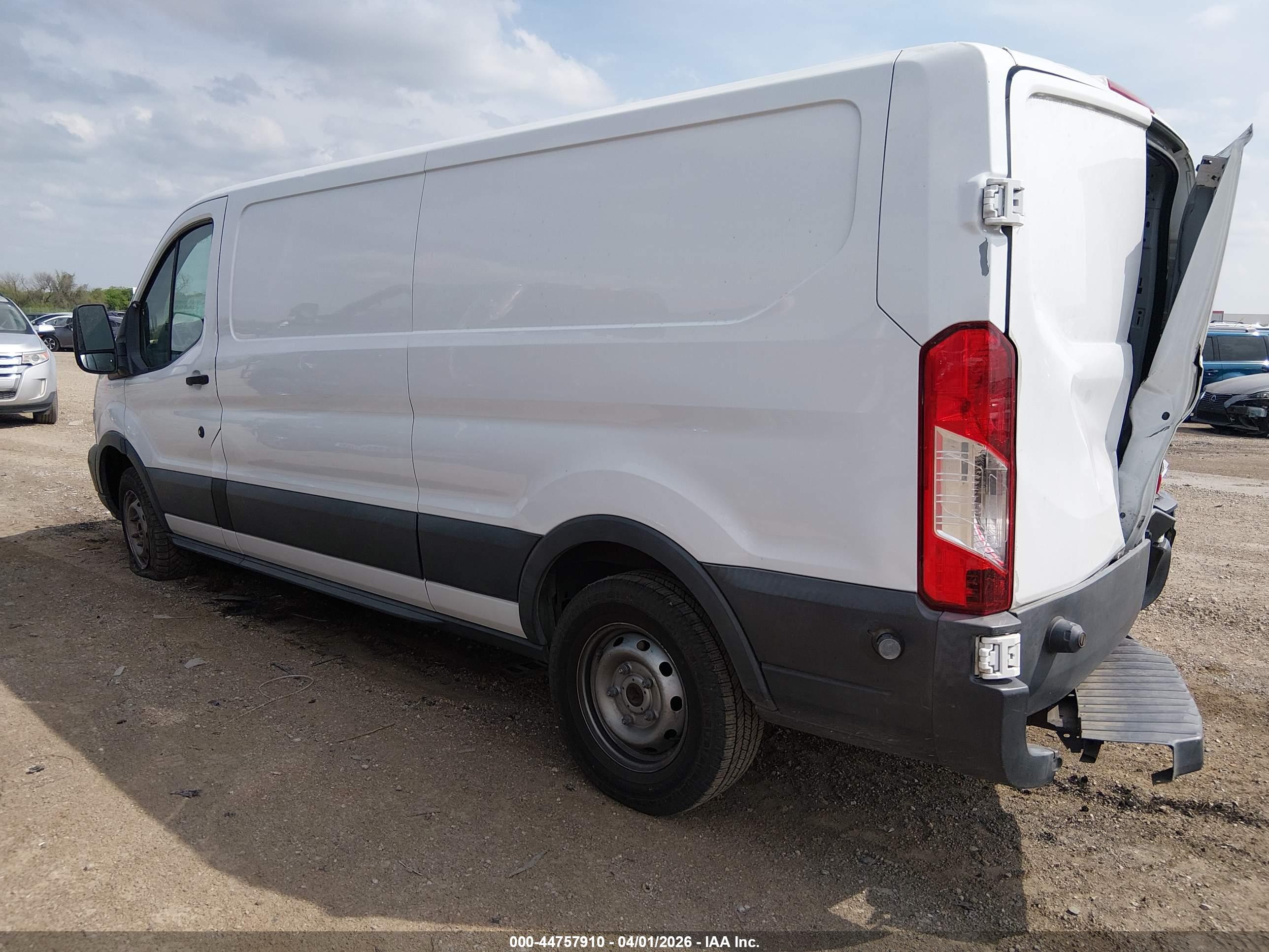 FORD TRANSIT-350 image 3