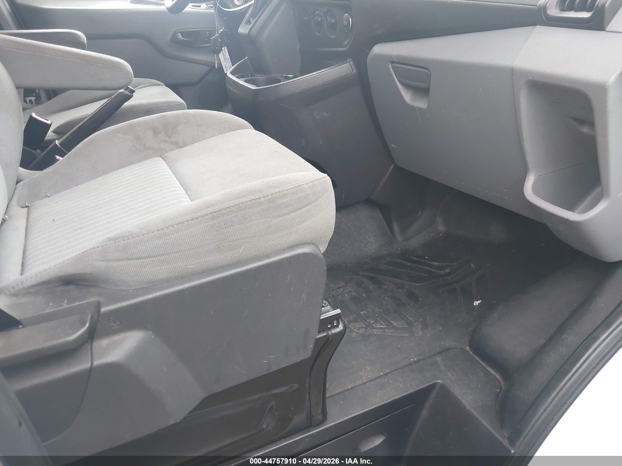 FORD TRANSIT-350 image 5