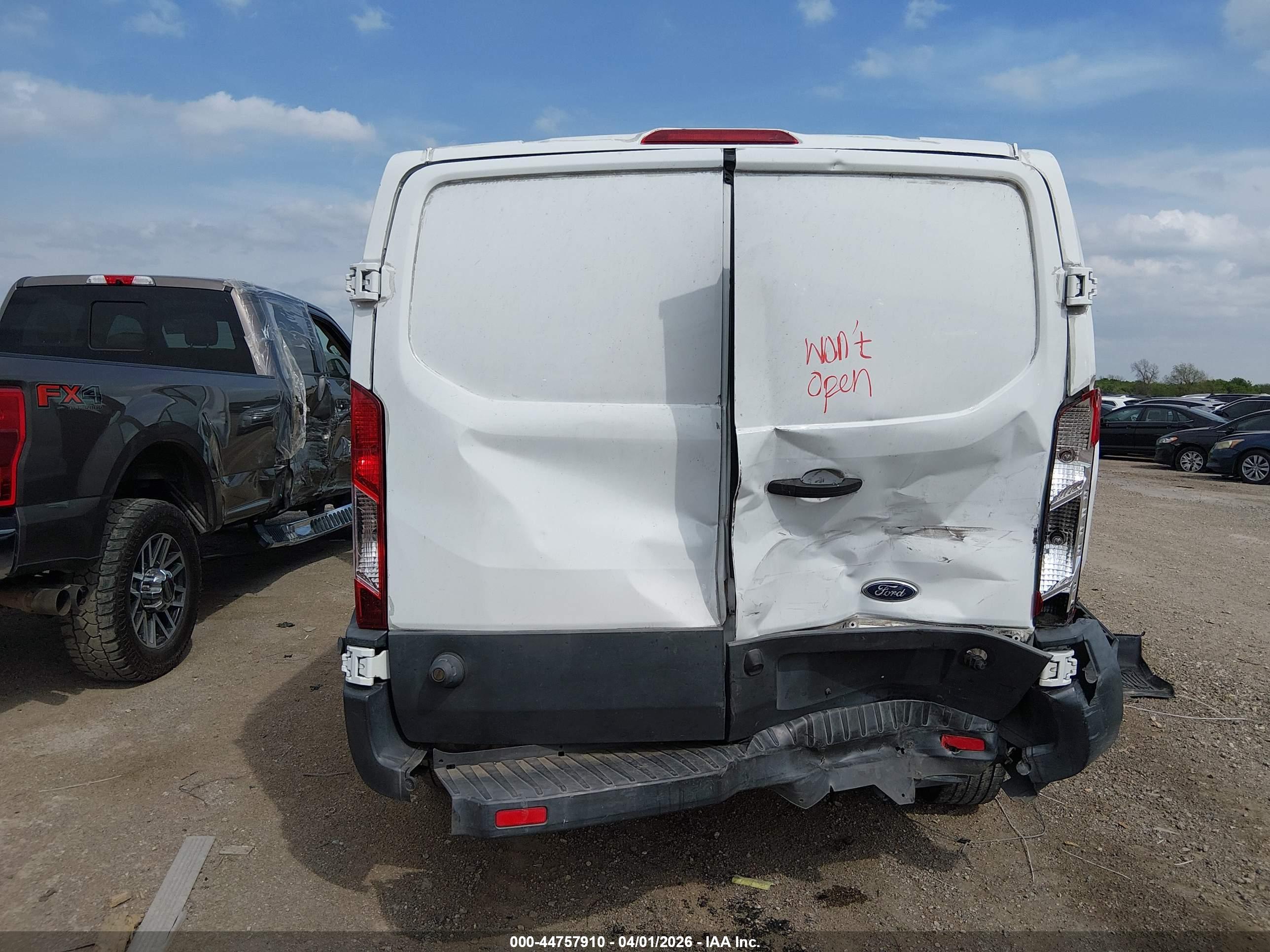 FORD TRANSIT-350 image 6