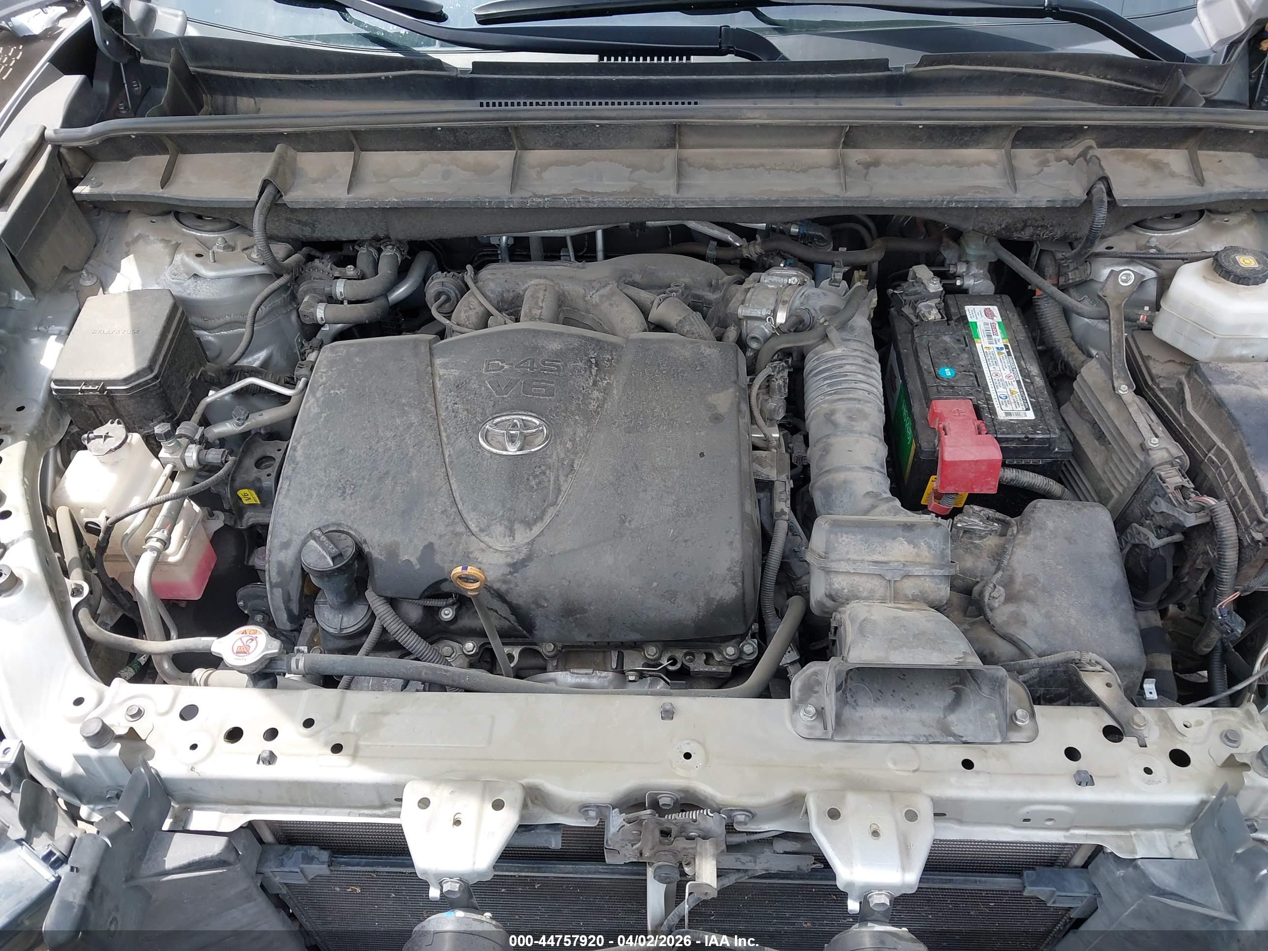 TOYOTA HIGHLANDER image 10