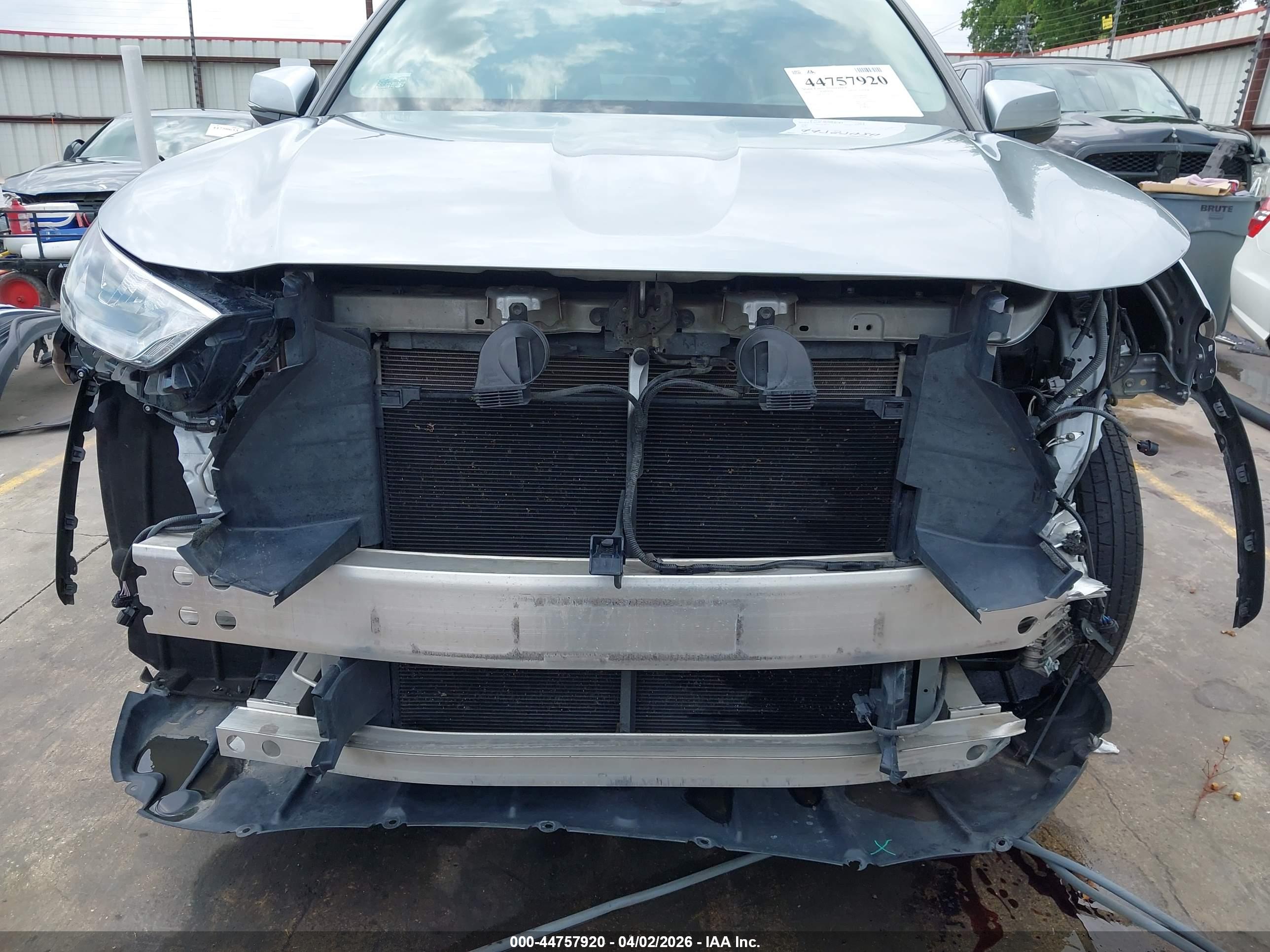 TOYOTA HIGHLANDER image 6