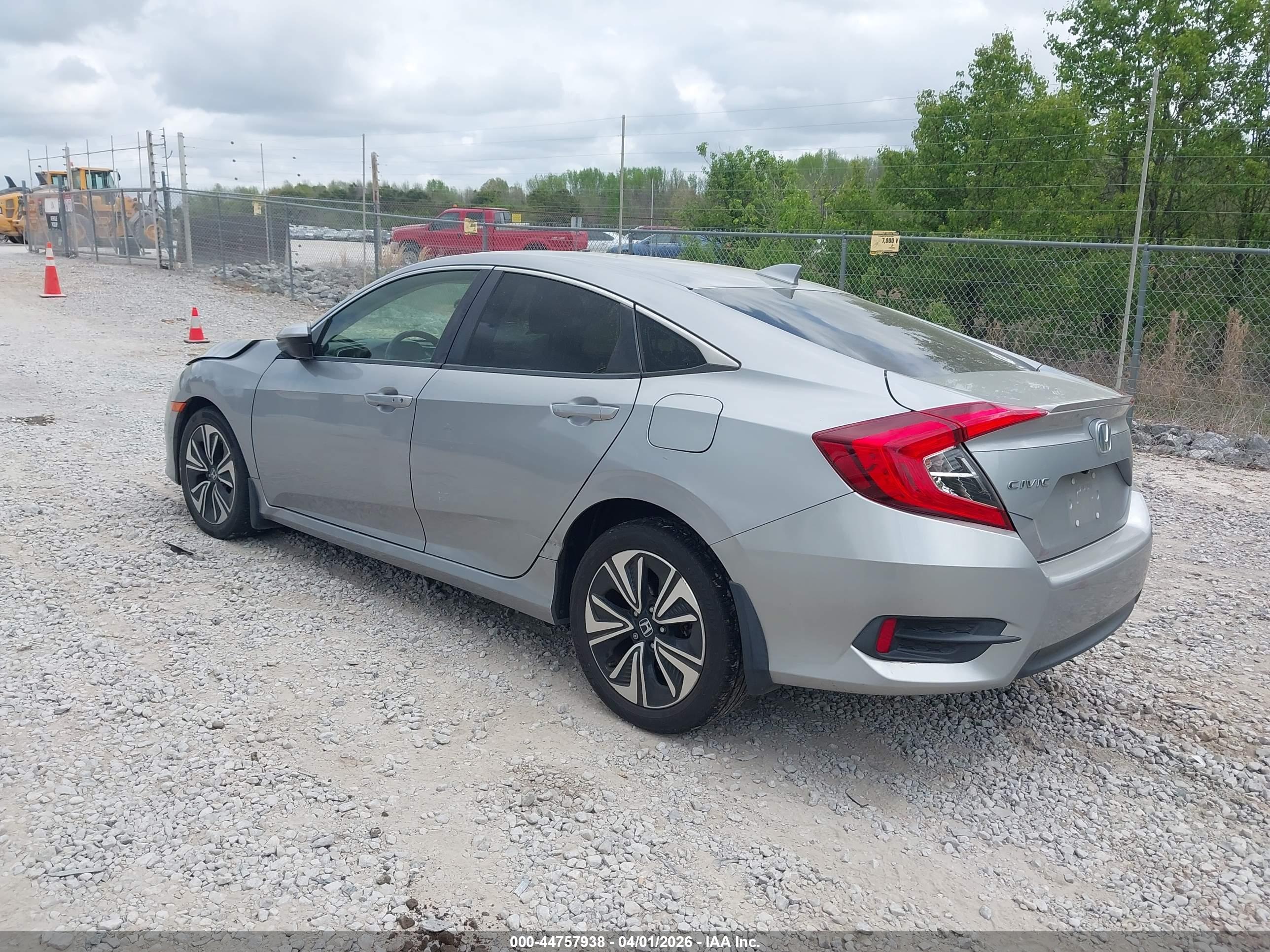 HONDA CIVIC image 3
