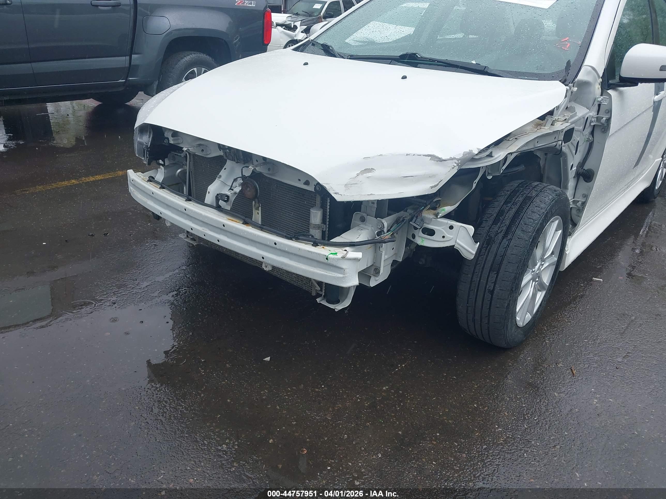 MITSUBISHI LANCER image 6