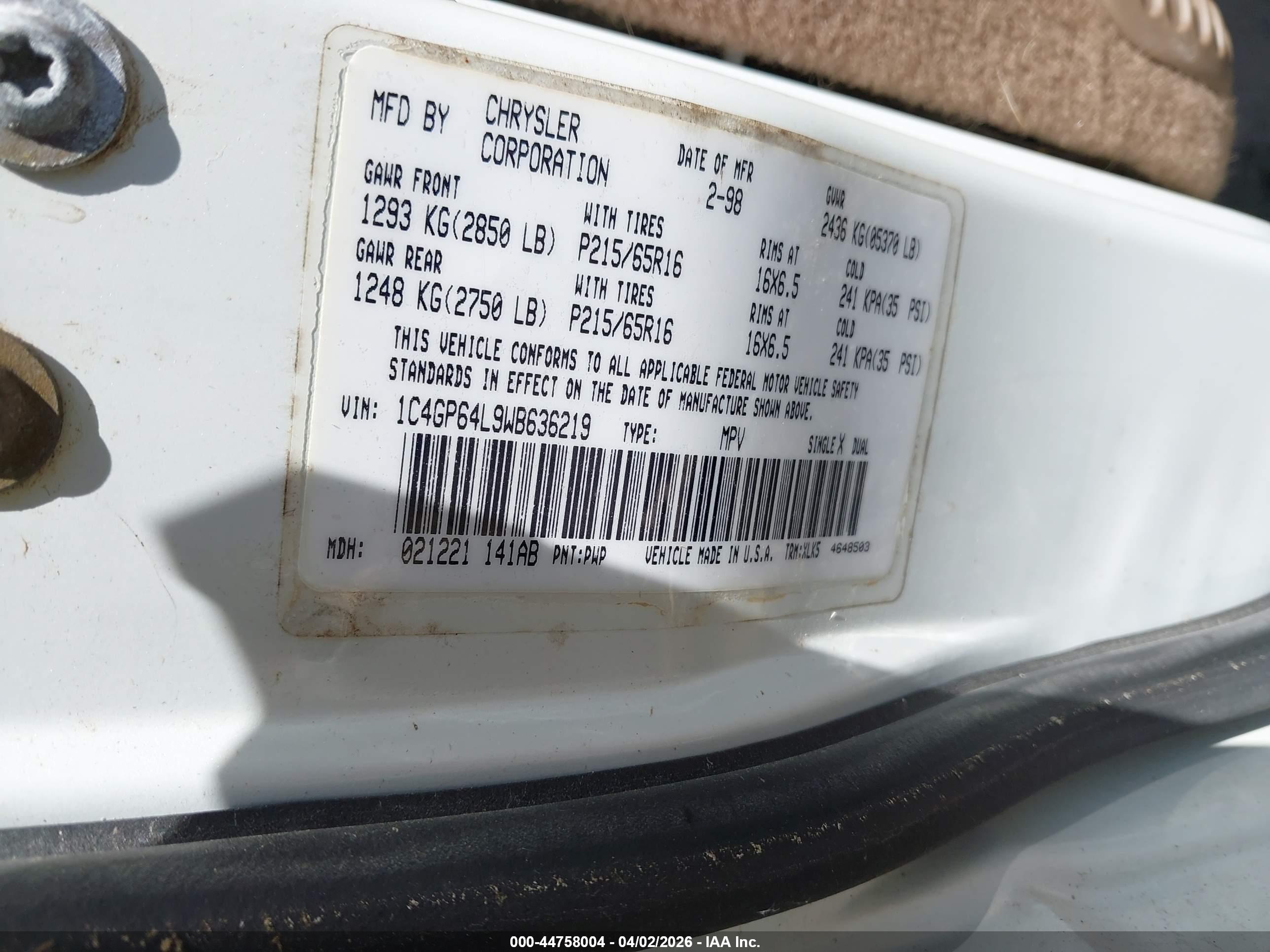 CHRYSLER TOWN image 9