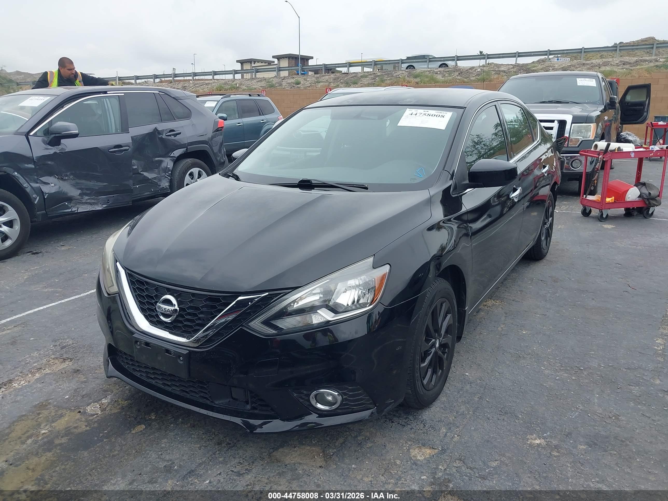 NISSAN SENTRA image 2