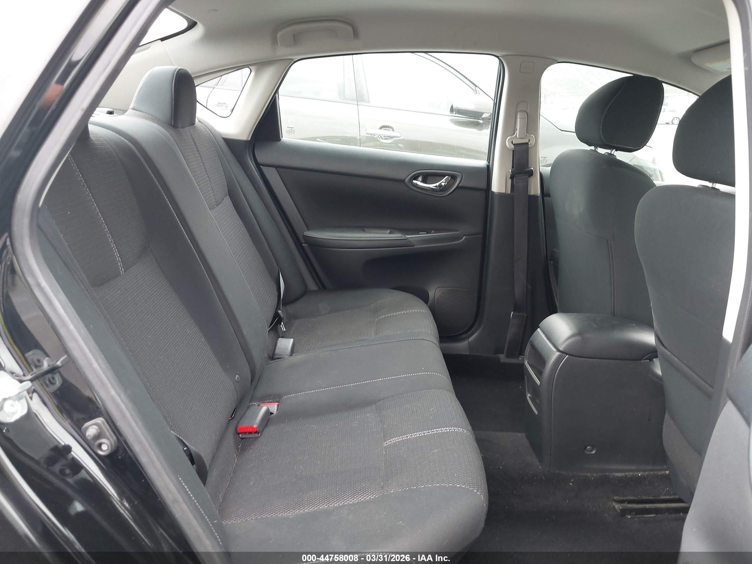 NISSAN SENTRA image 8