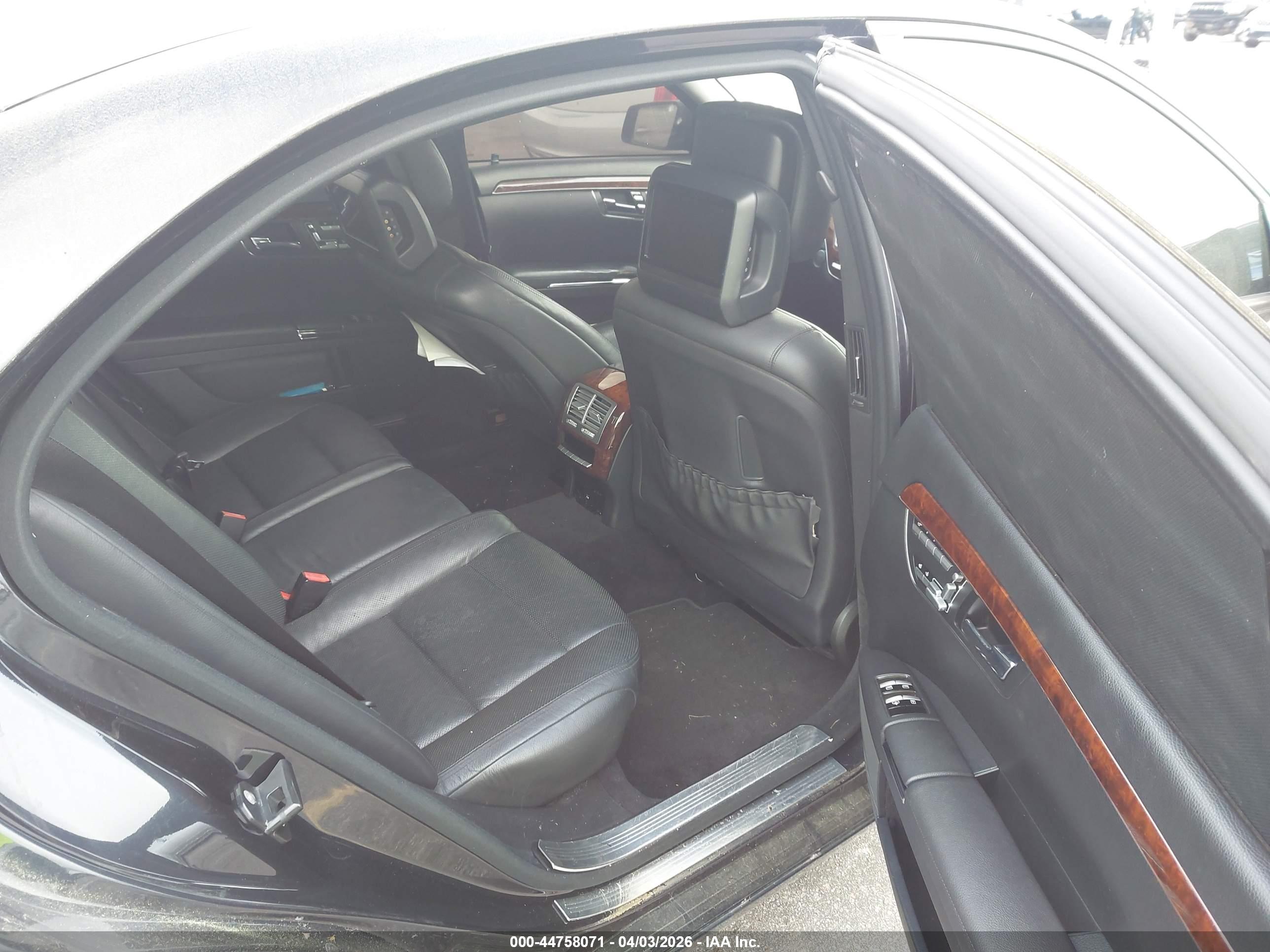 MERCEDES-BENZ S image 8