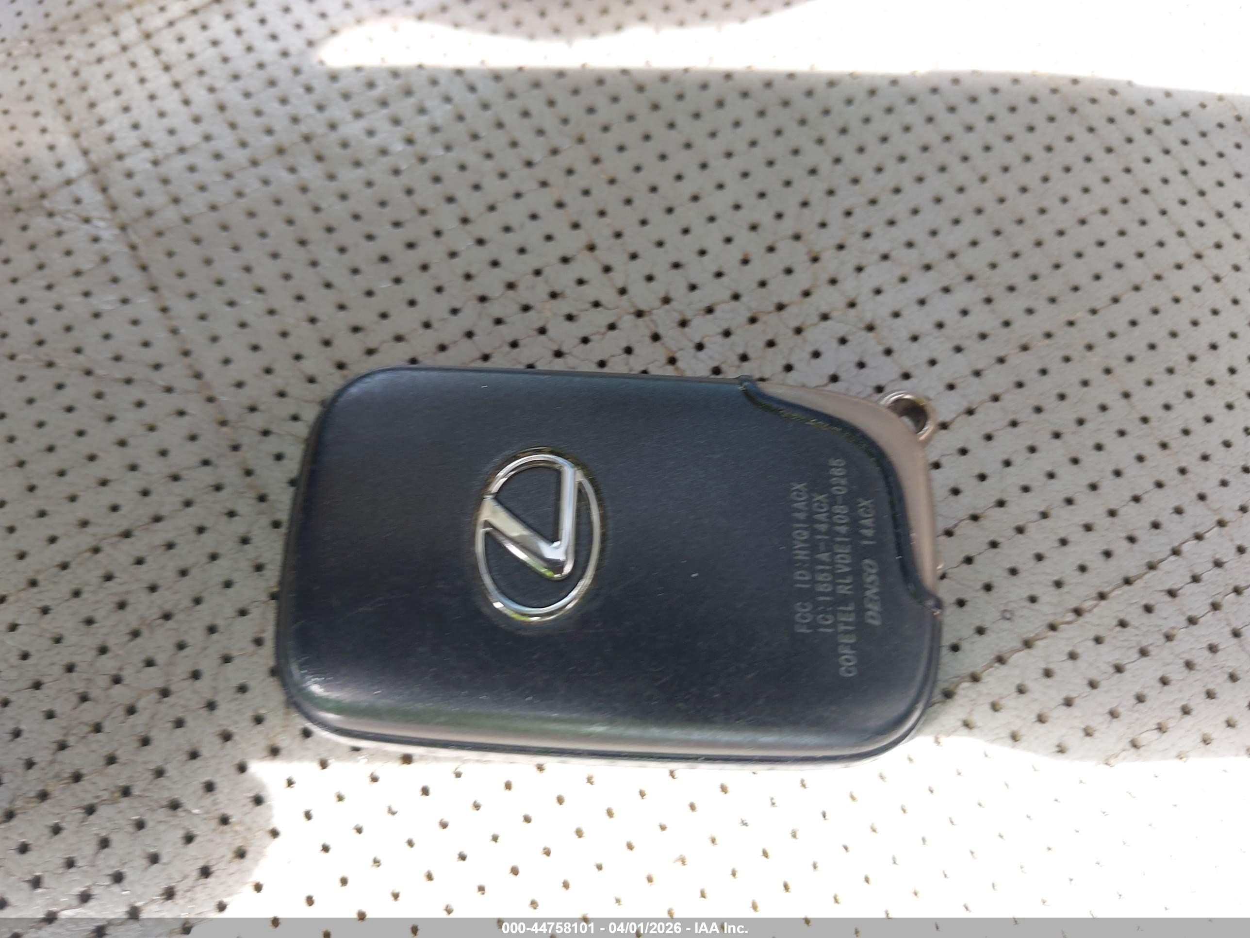 LEXUS RX image 11
