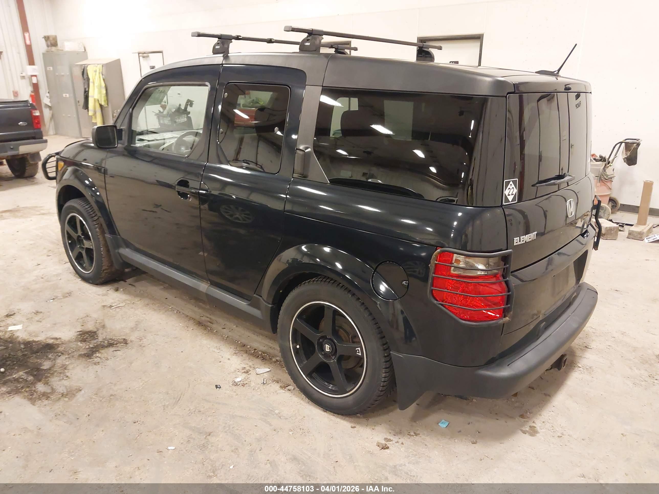 HONDA ELEMENT image 3