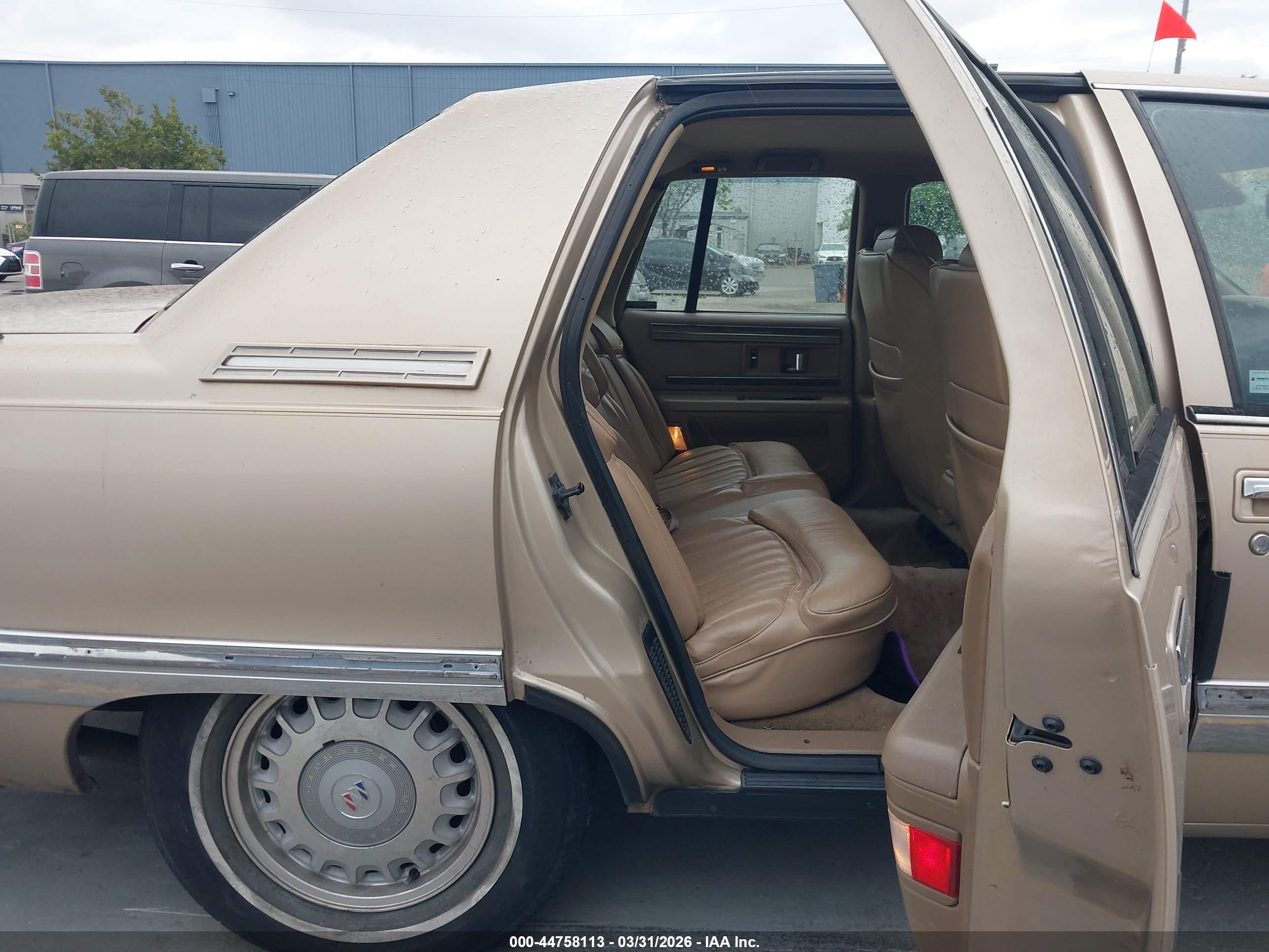 BUICK ROADMASTER image 8