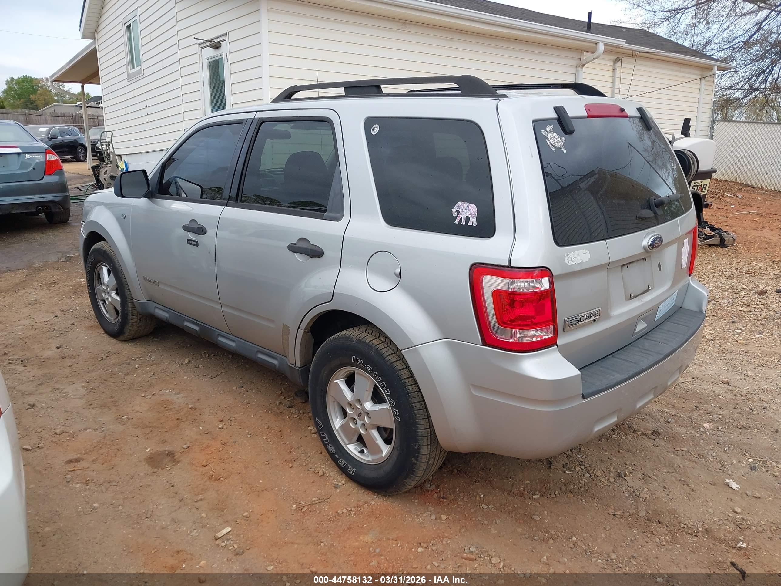 FORD ESCAPE image 3