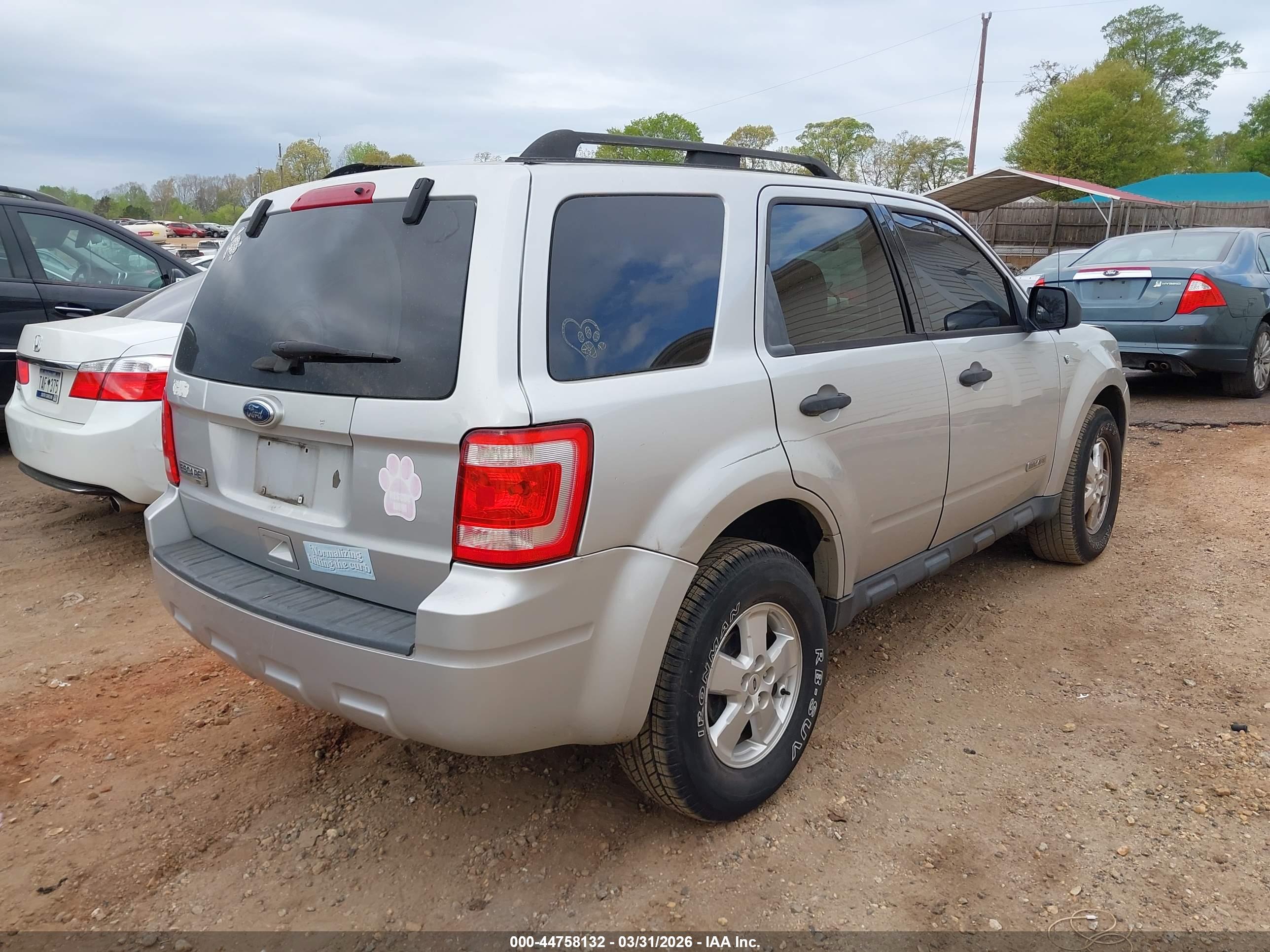 FORD ESCAPE image 4