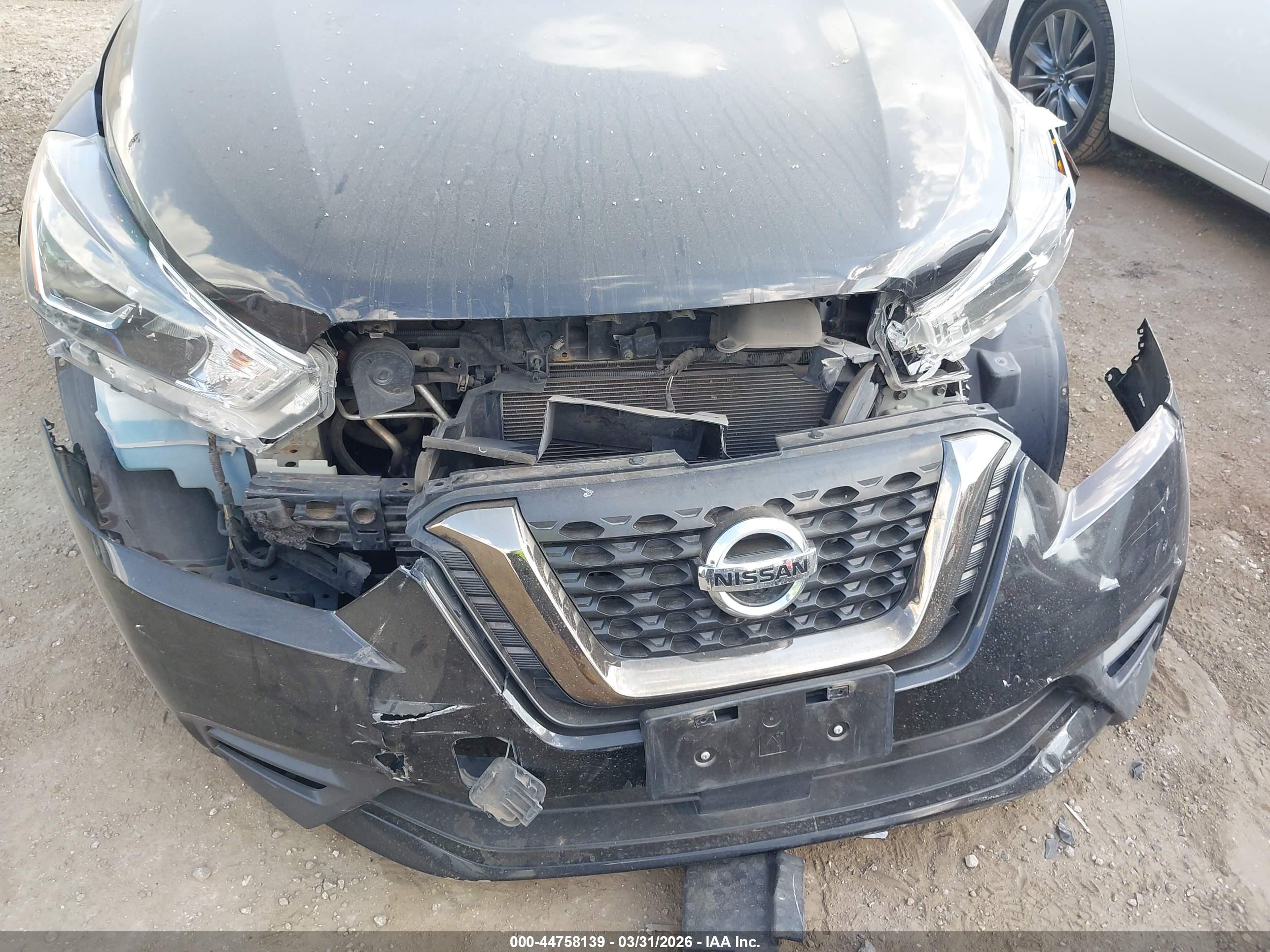 NISSAN KICKS image 6