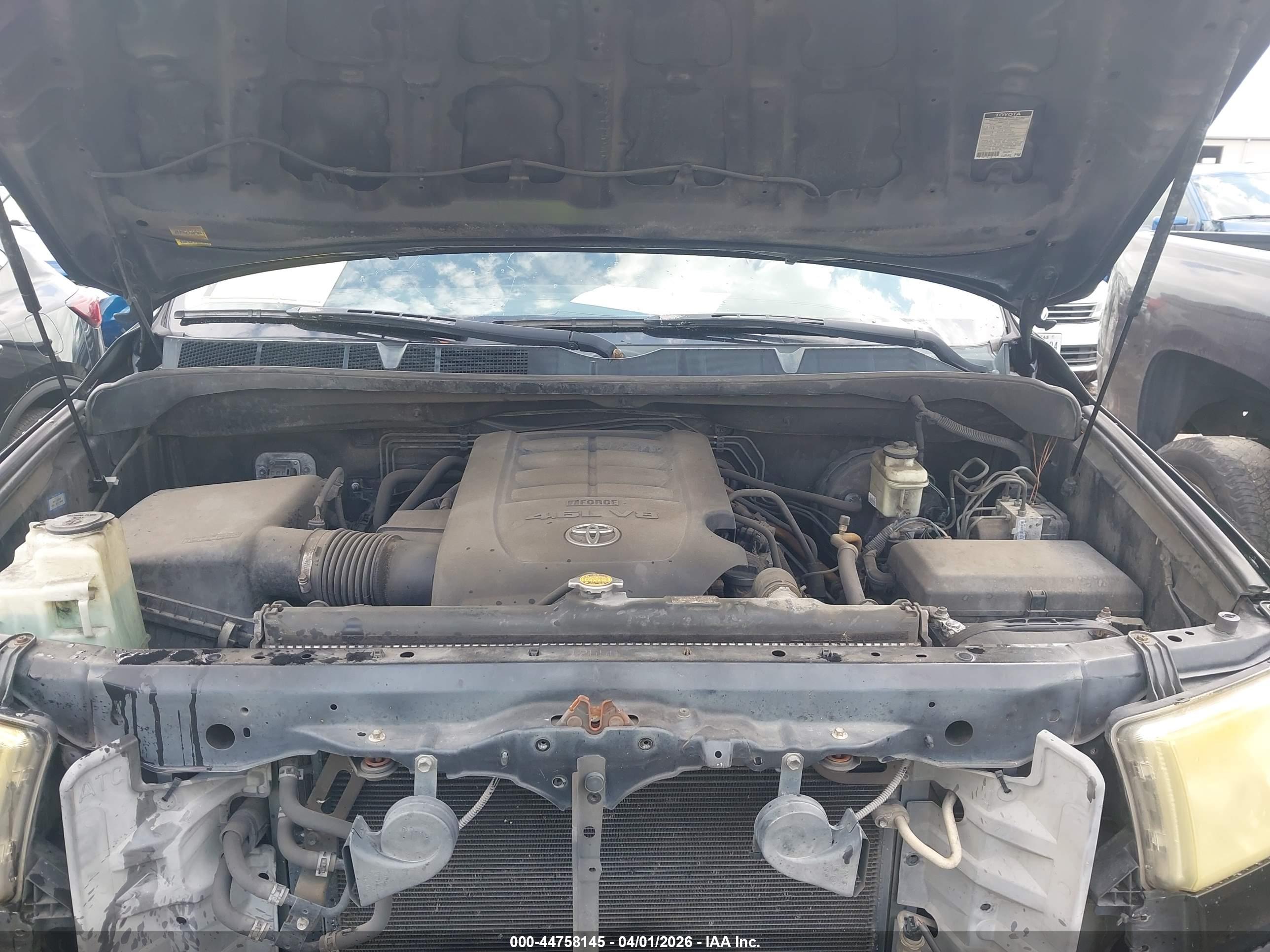 TOYOTA TUNDRA image 10