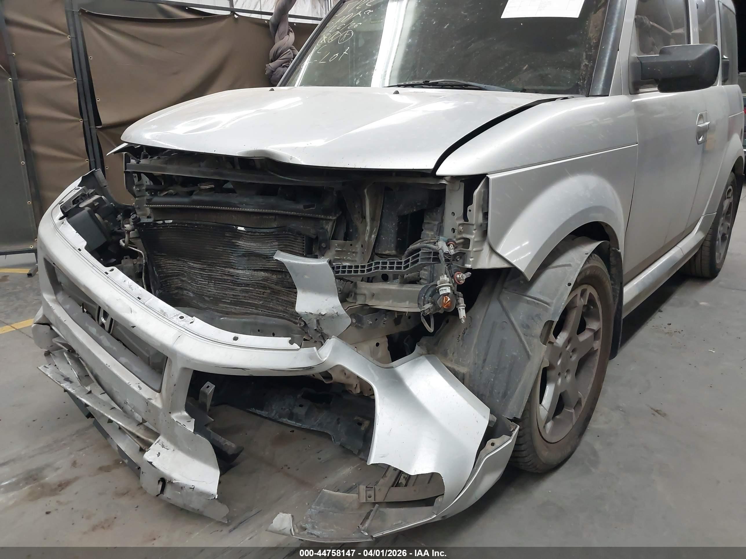 HONDA ELEMENT image 6