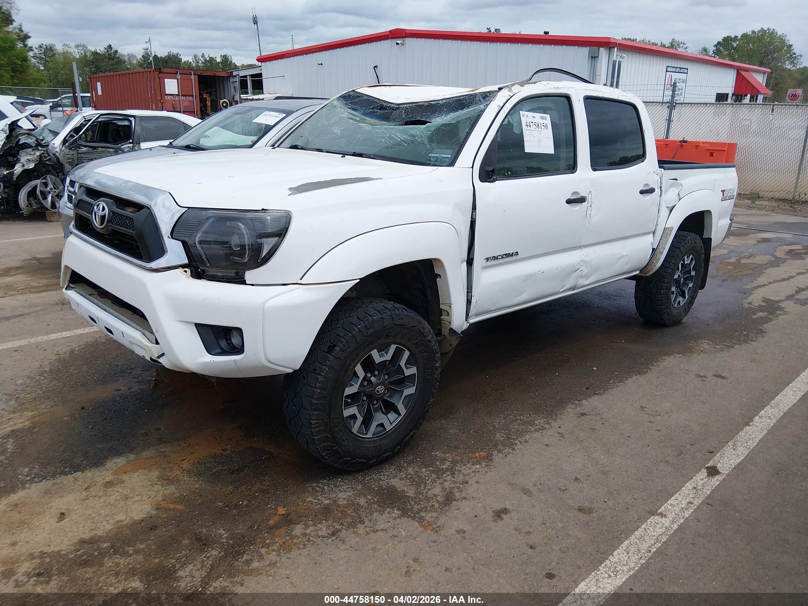 TOYOTA TACOMA image 2