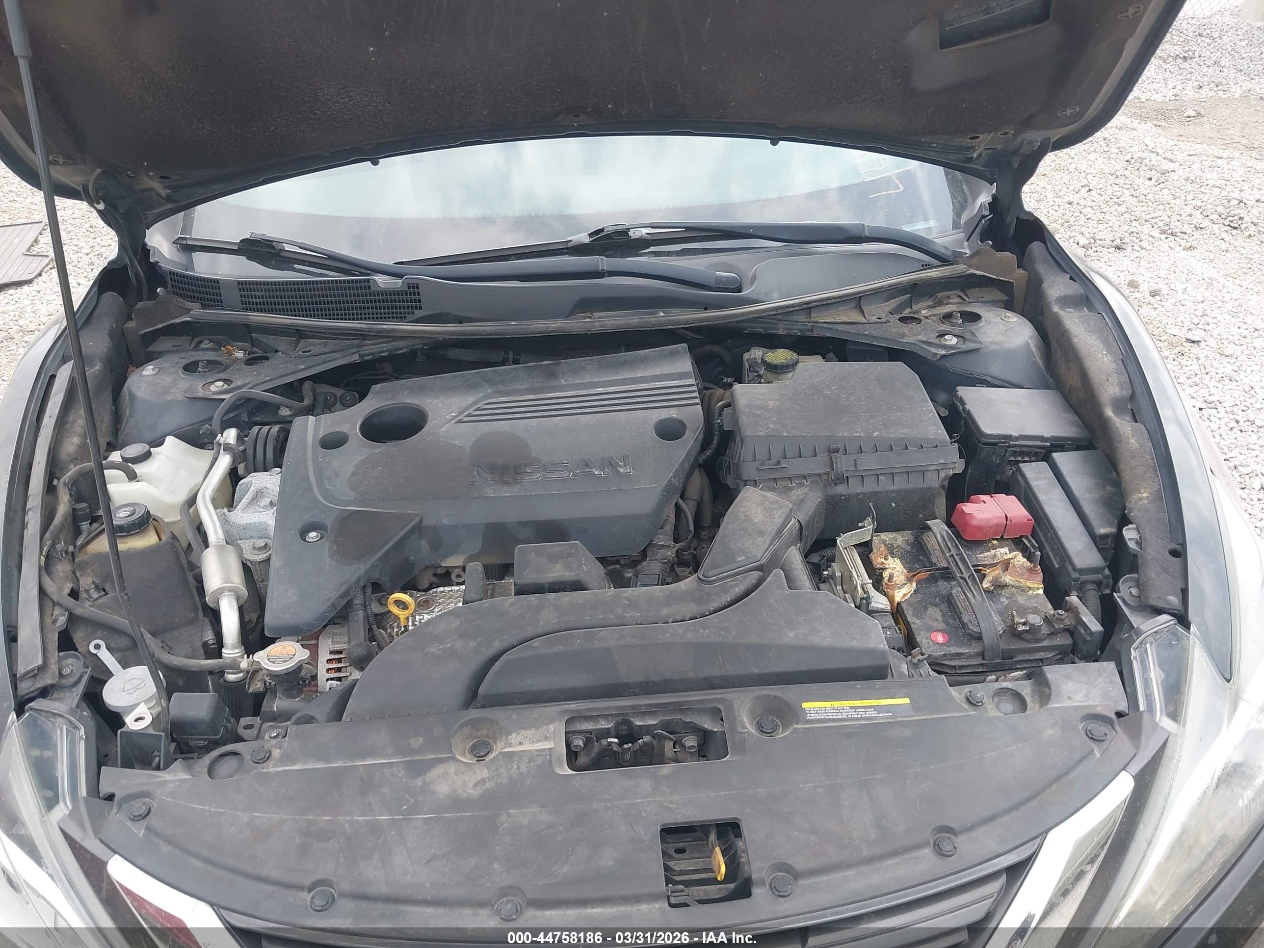 NISSAN ALTIMA image 10