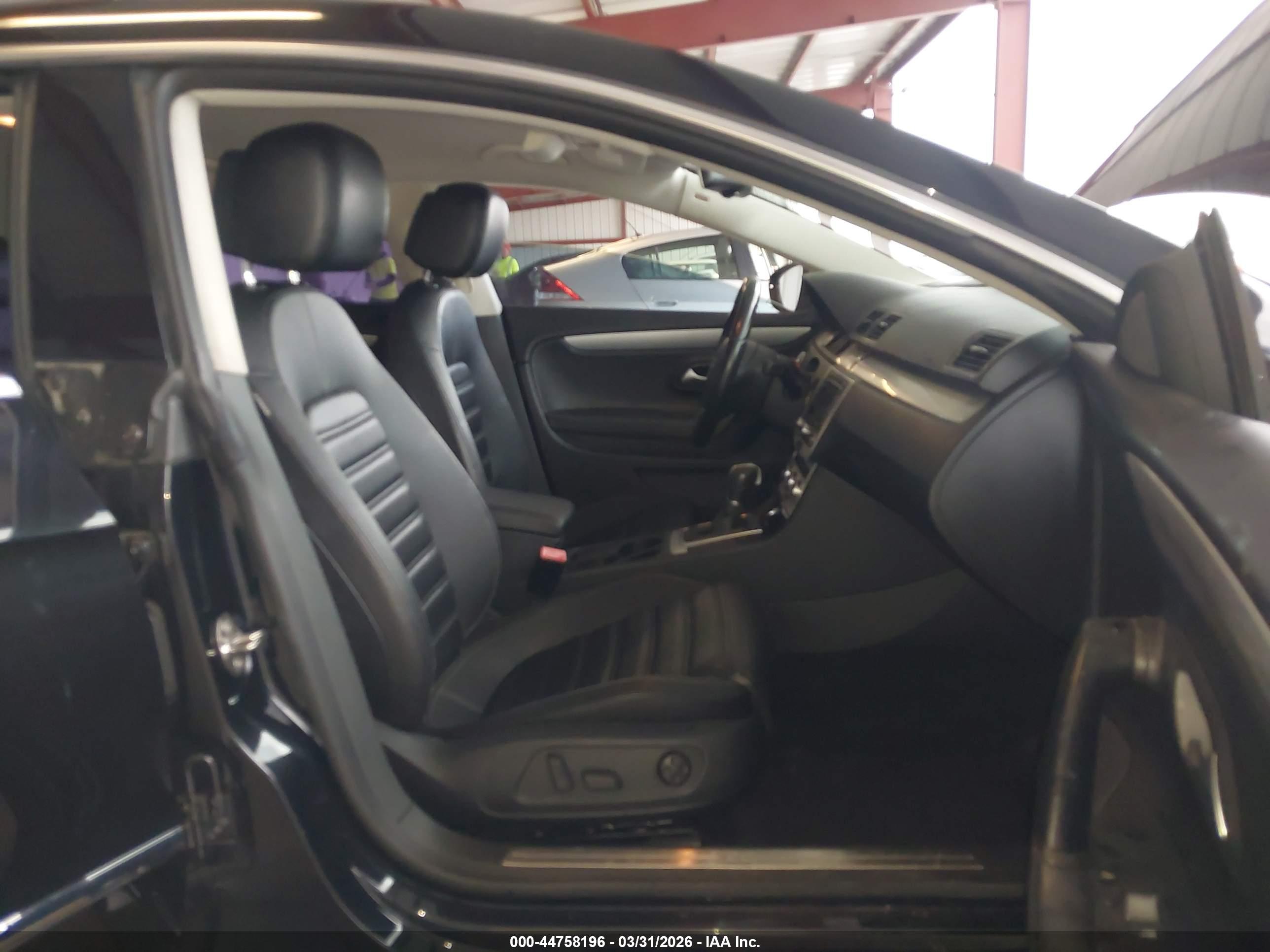 VOLKSWAGEN CC image 5