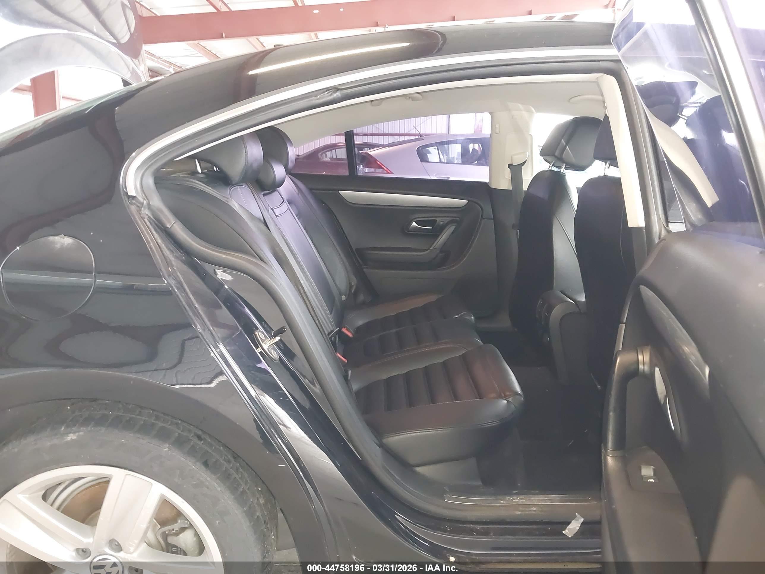 VOLKSWAGEN CC image 8