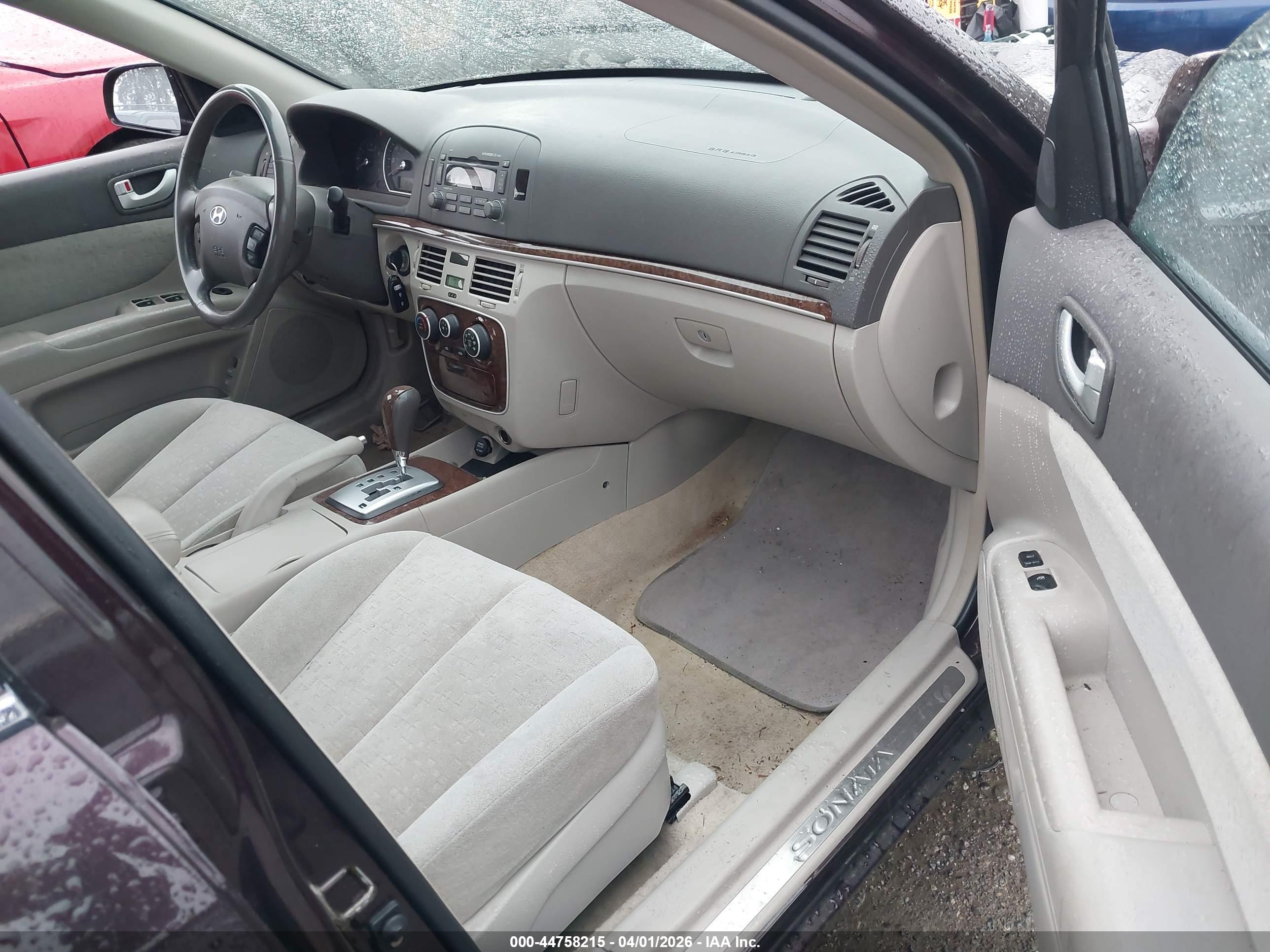 HYUNDAI SONATA image 5