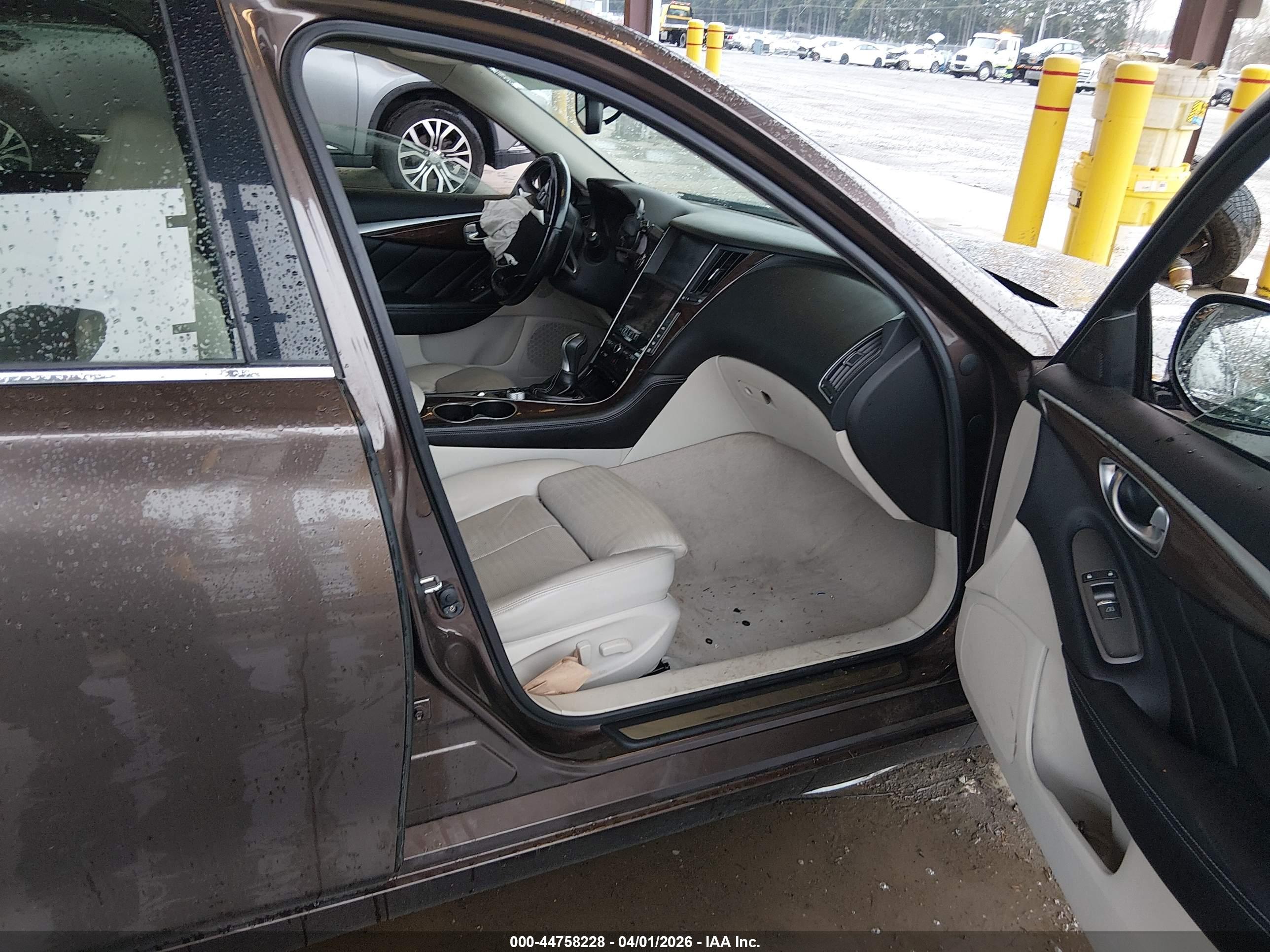 INFINITI Q50 image 5