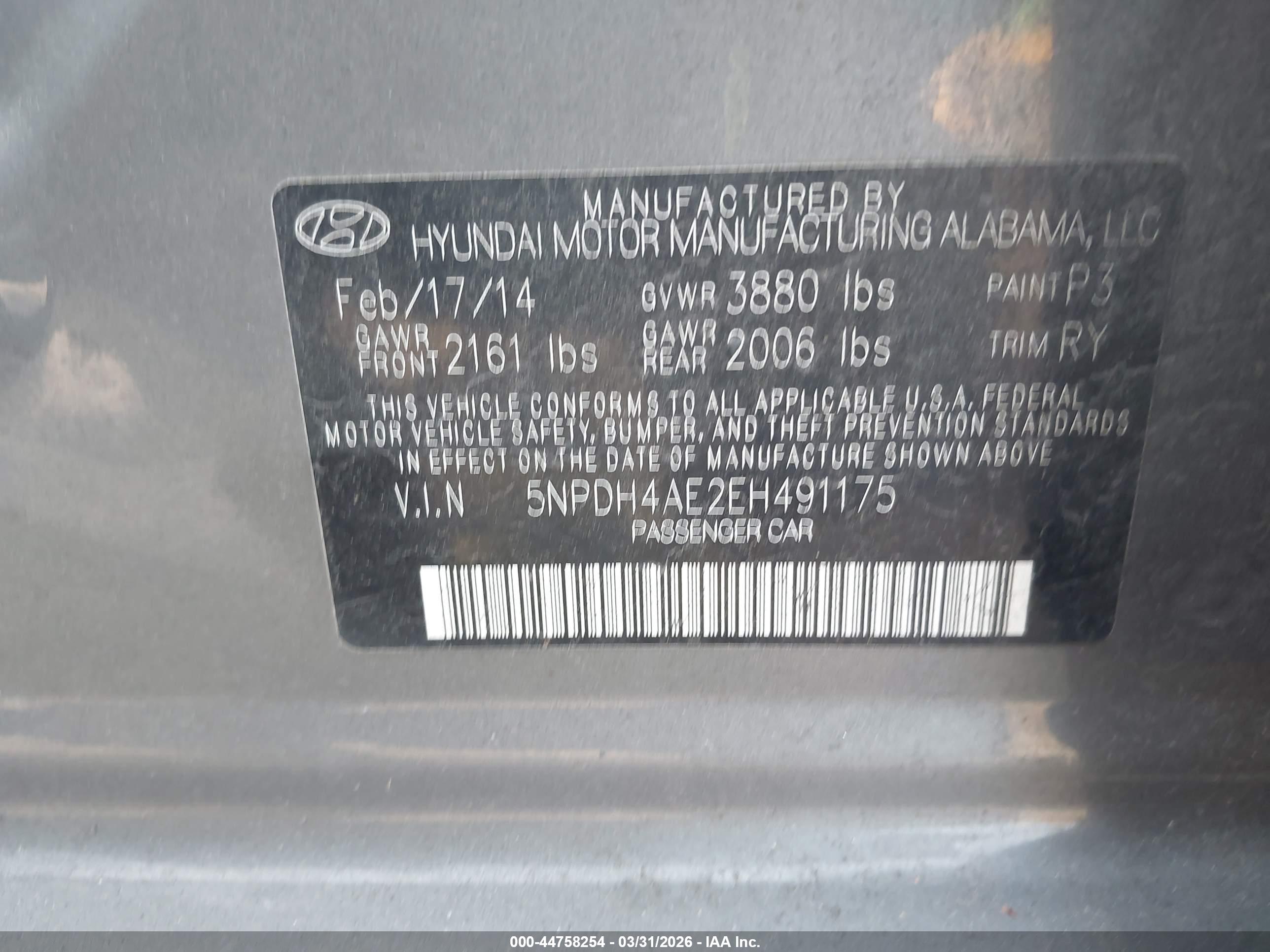 HYUNDAI ELANTRA image 9