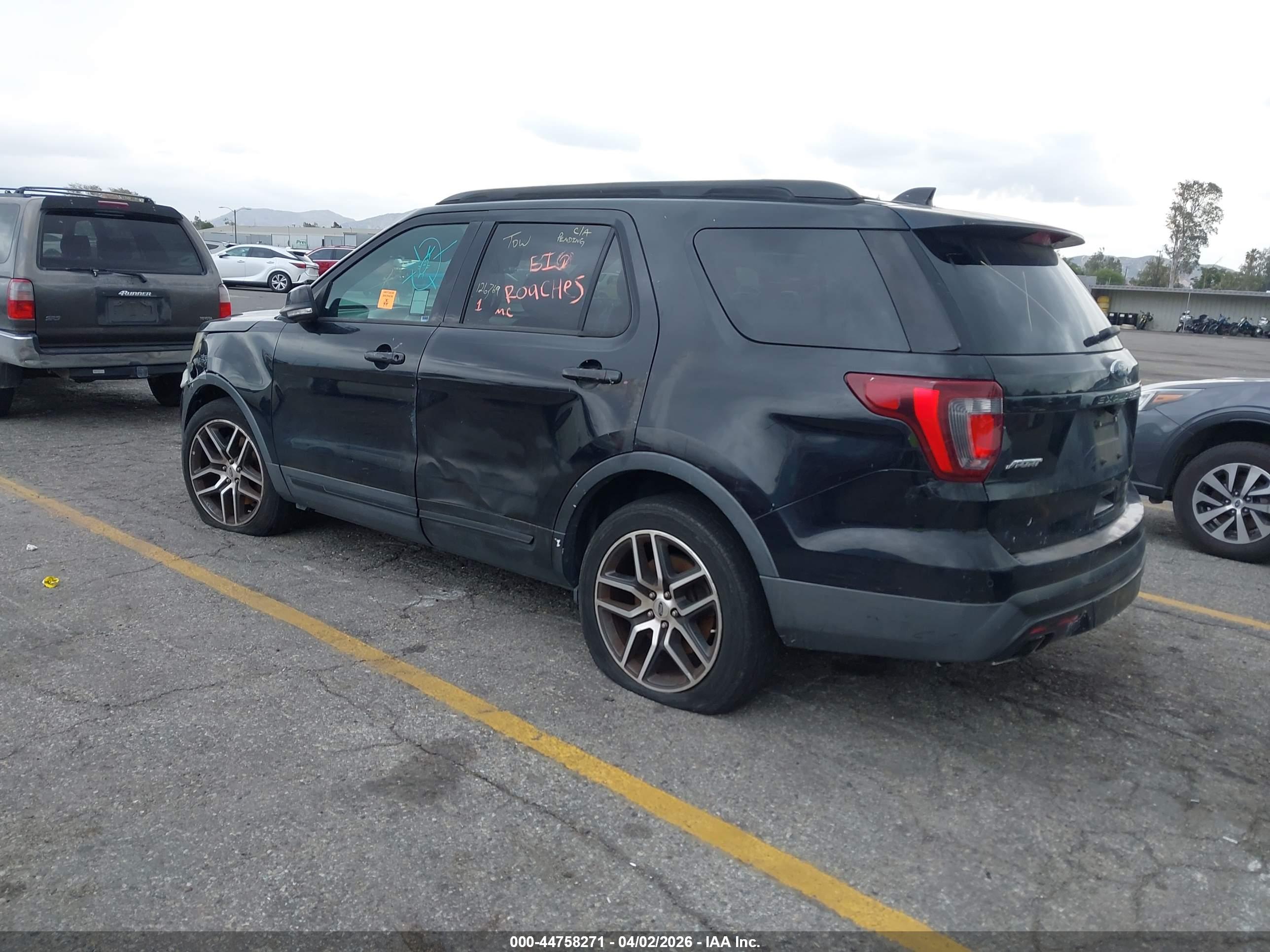 FORD EXPLORER image 3