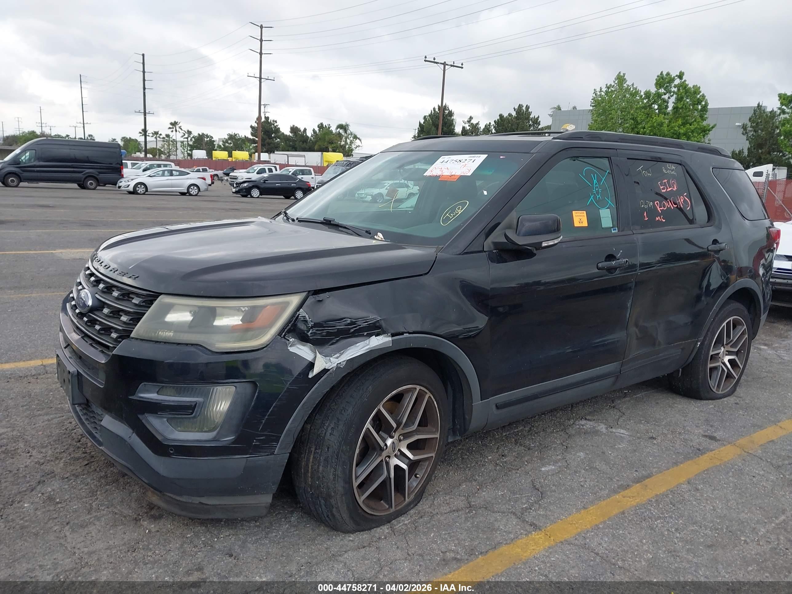 FORD EXPLORER image 6