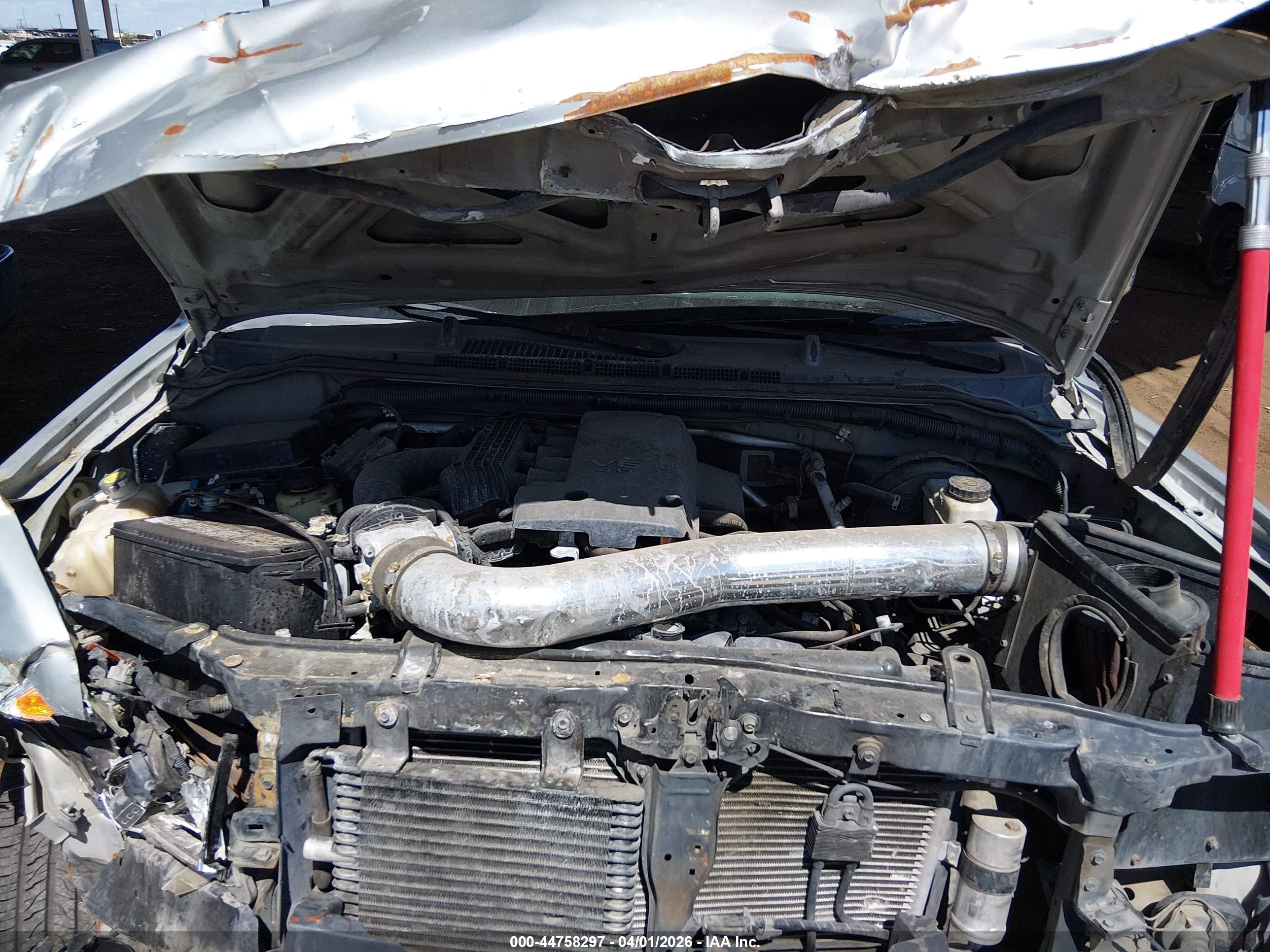 NISSAN FRONTIER image 10