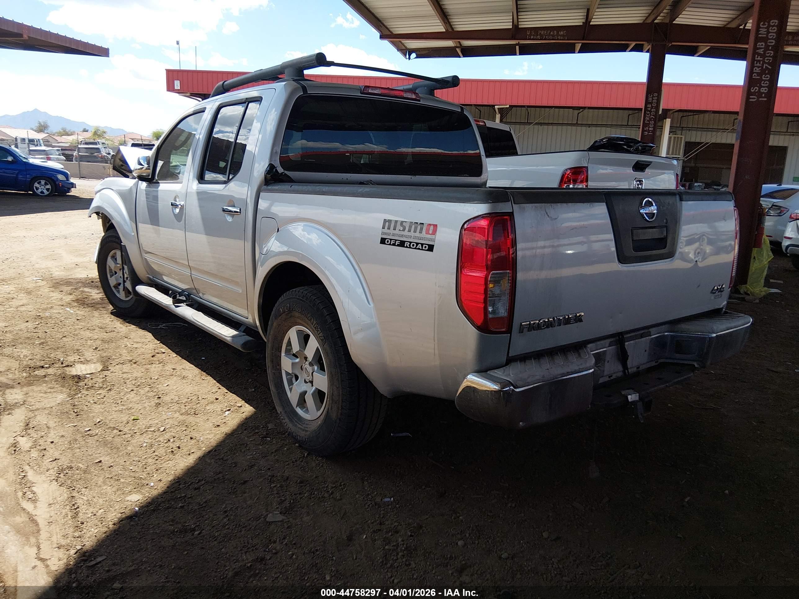 NISSAN FRONTIER image 3
