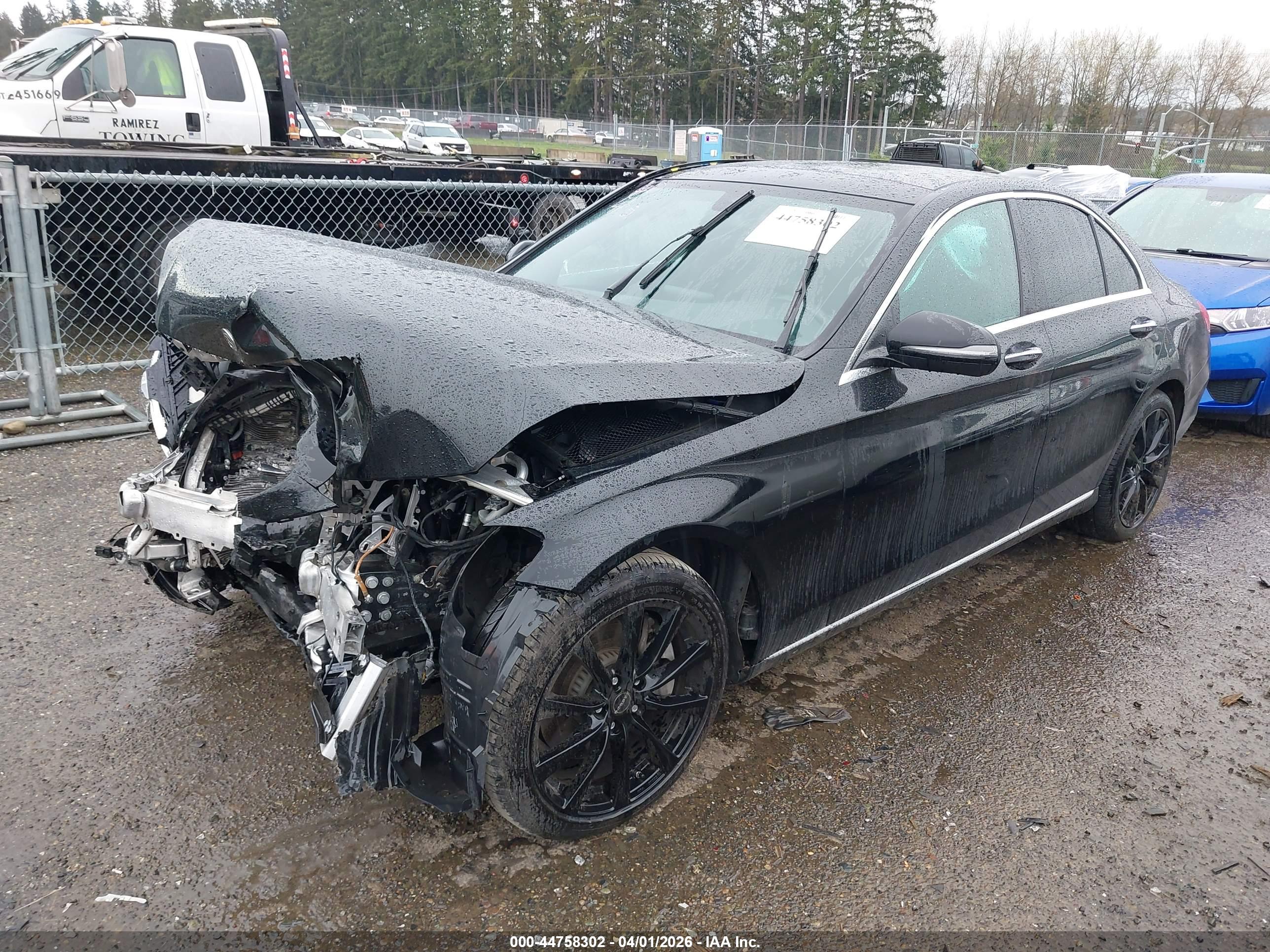 MERCEDES-BENZ C image 2