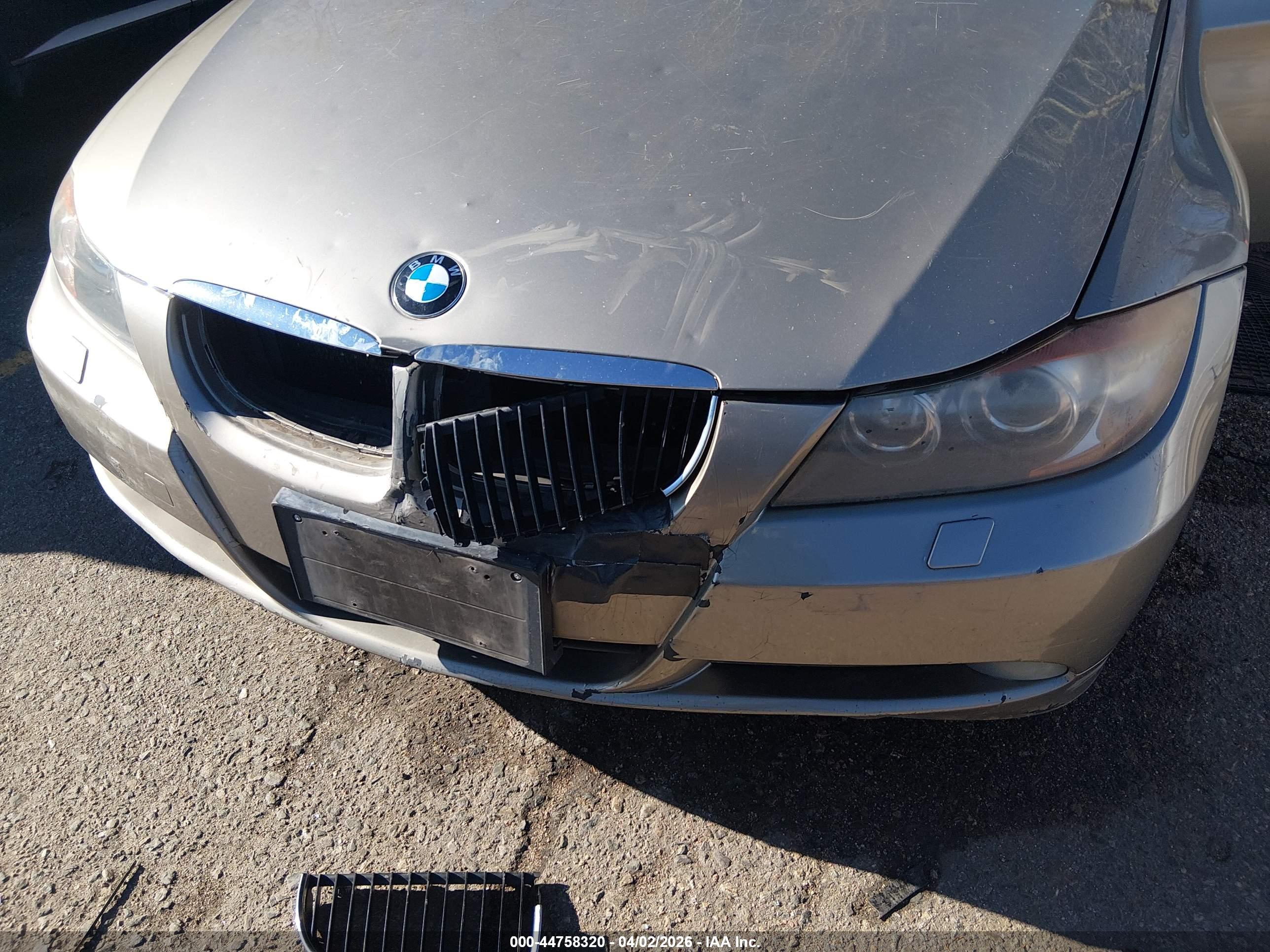 BMW 328XI image 6