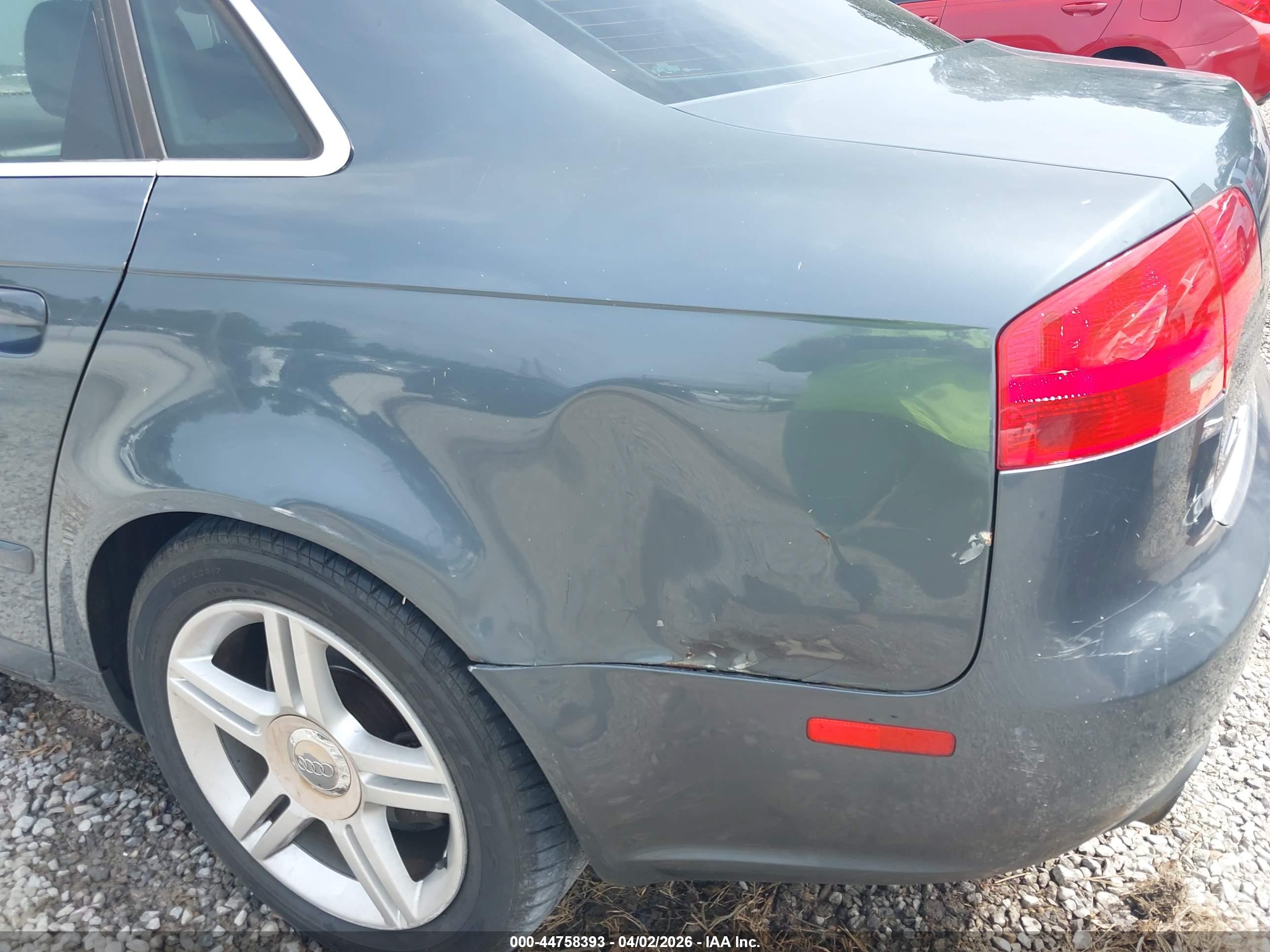 AUDI A4 image 6