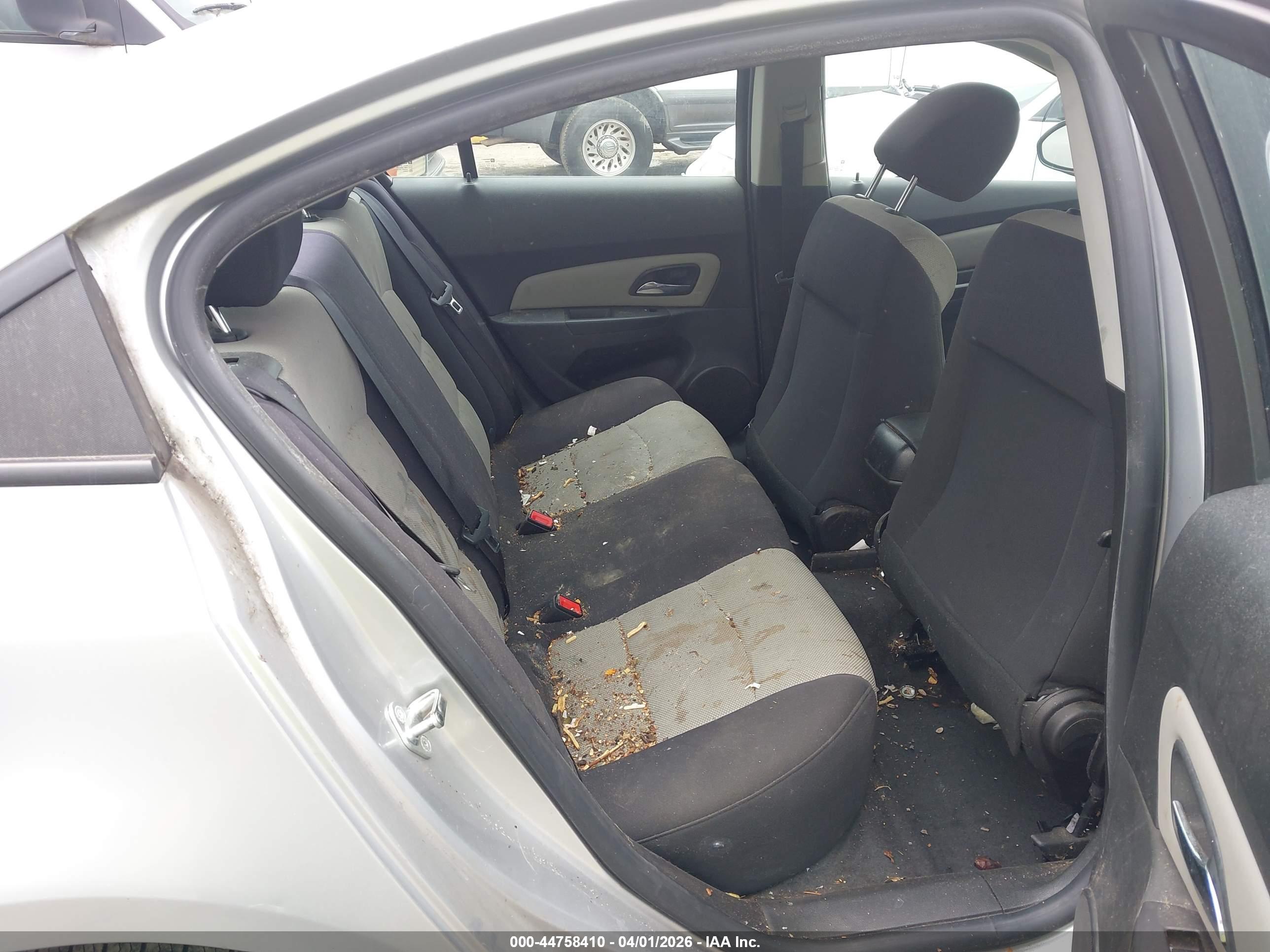 CHEVROLET CRUZE image 8