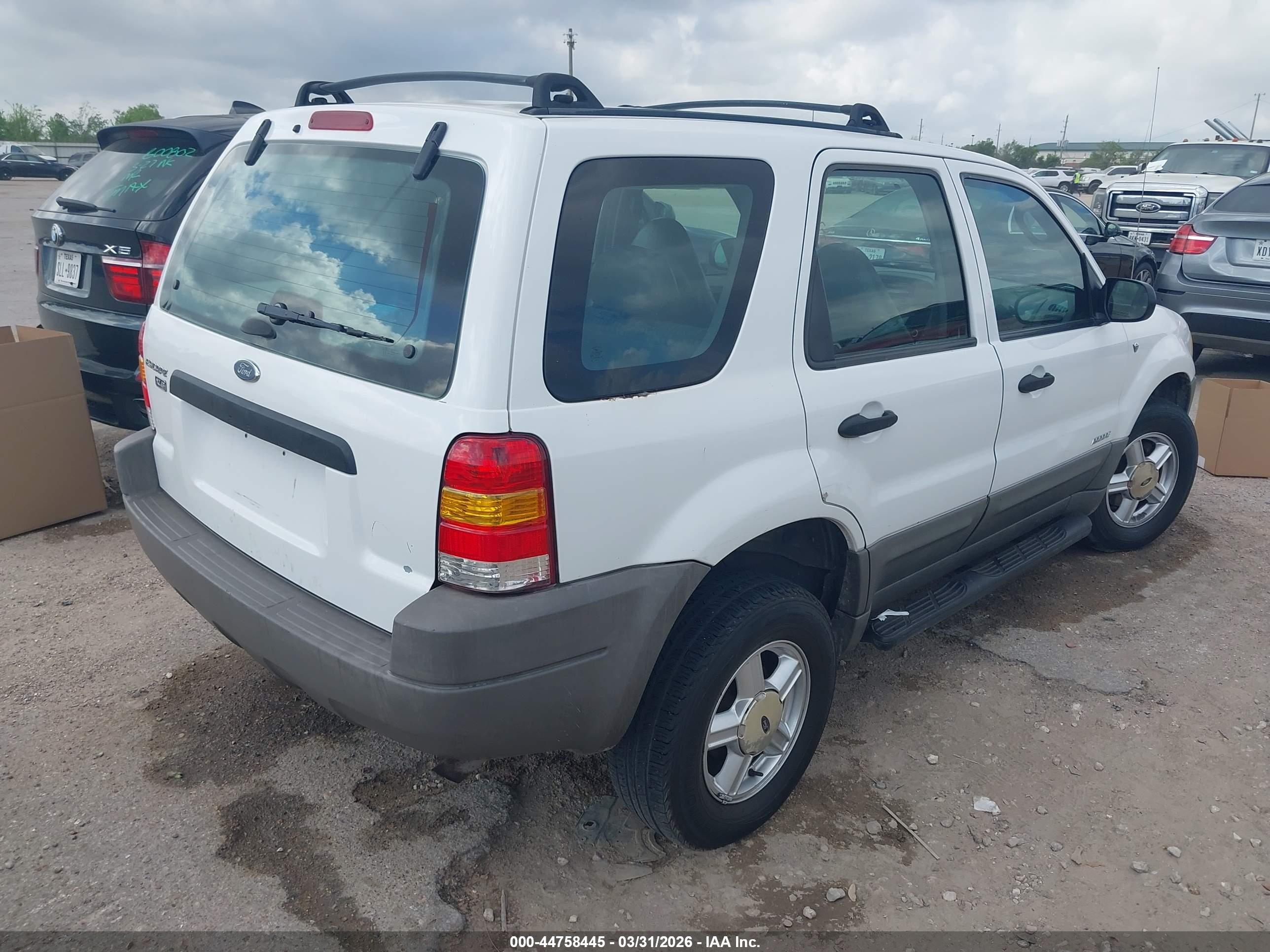 FORD ESCAPE image 4
