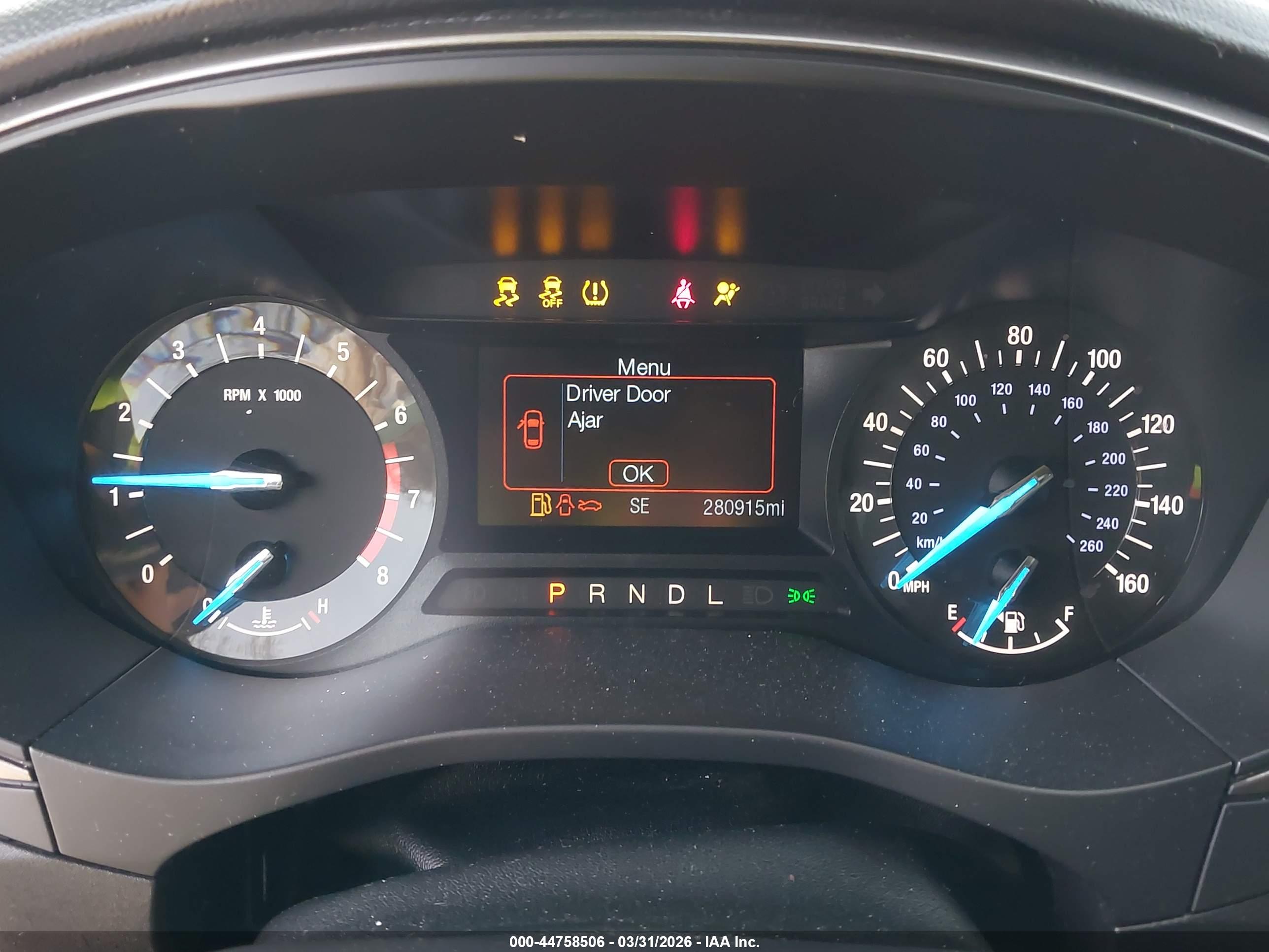 FORD FUSION image 7