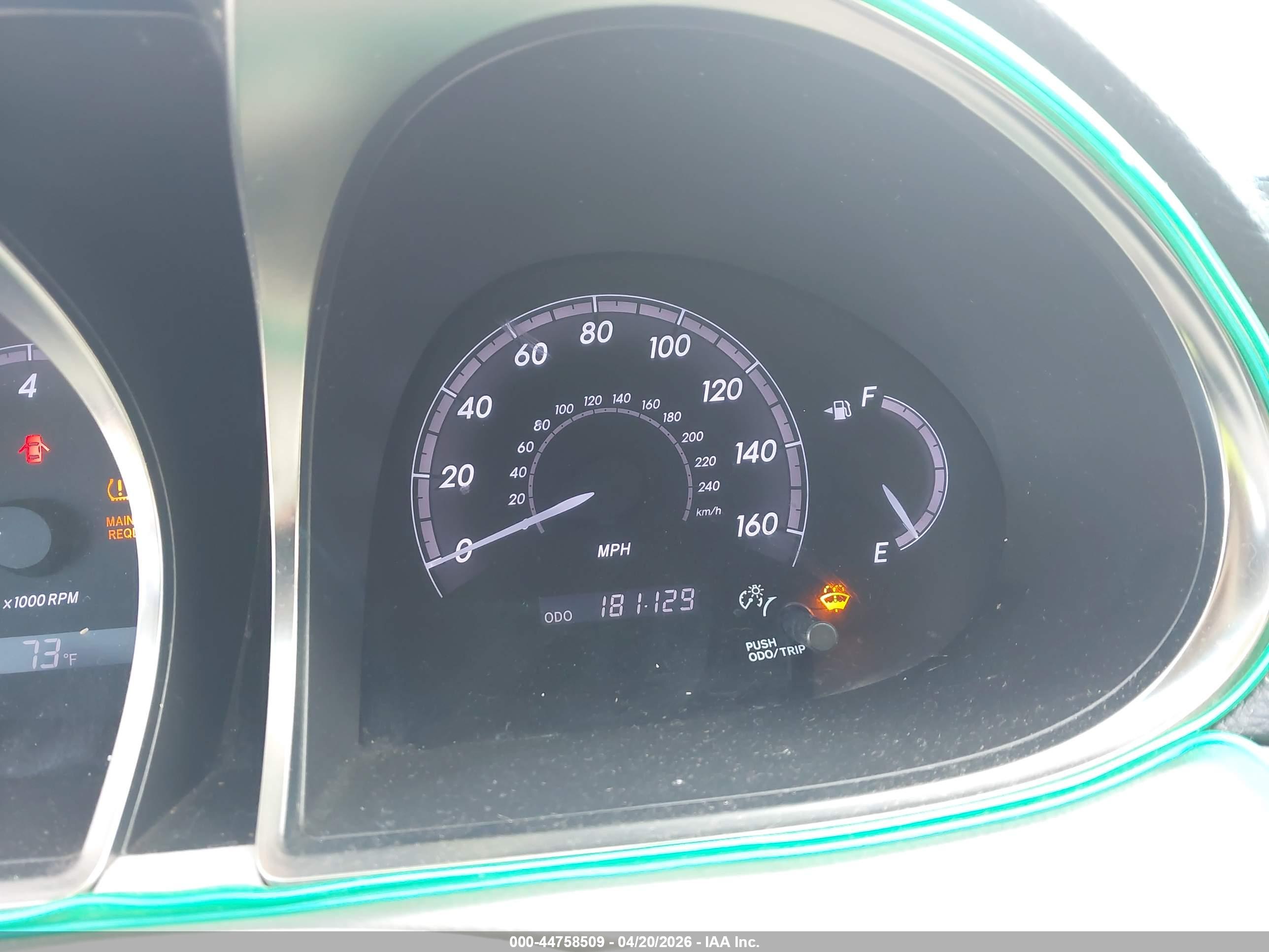TOYOTA AVALON image 7