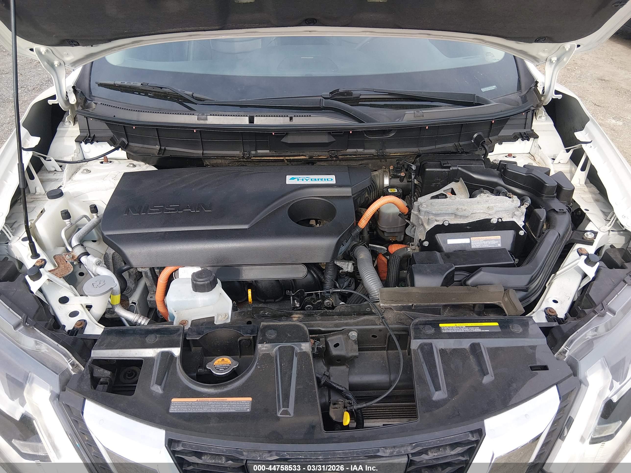 NISSAN ROGUE image 10