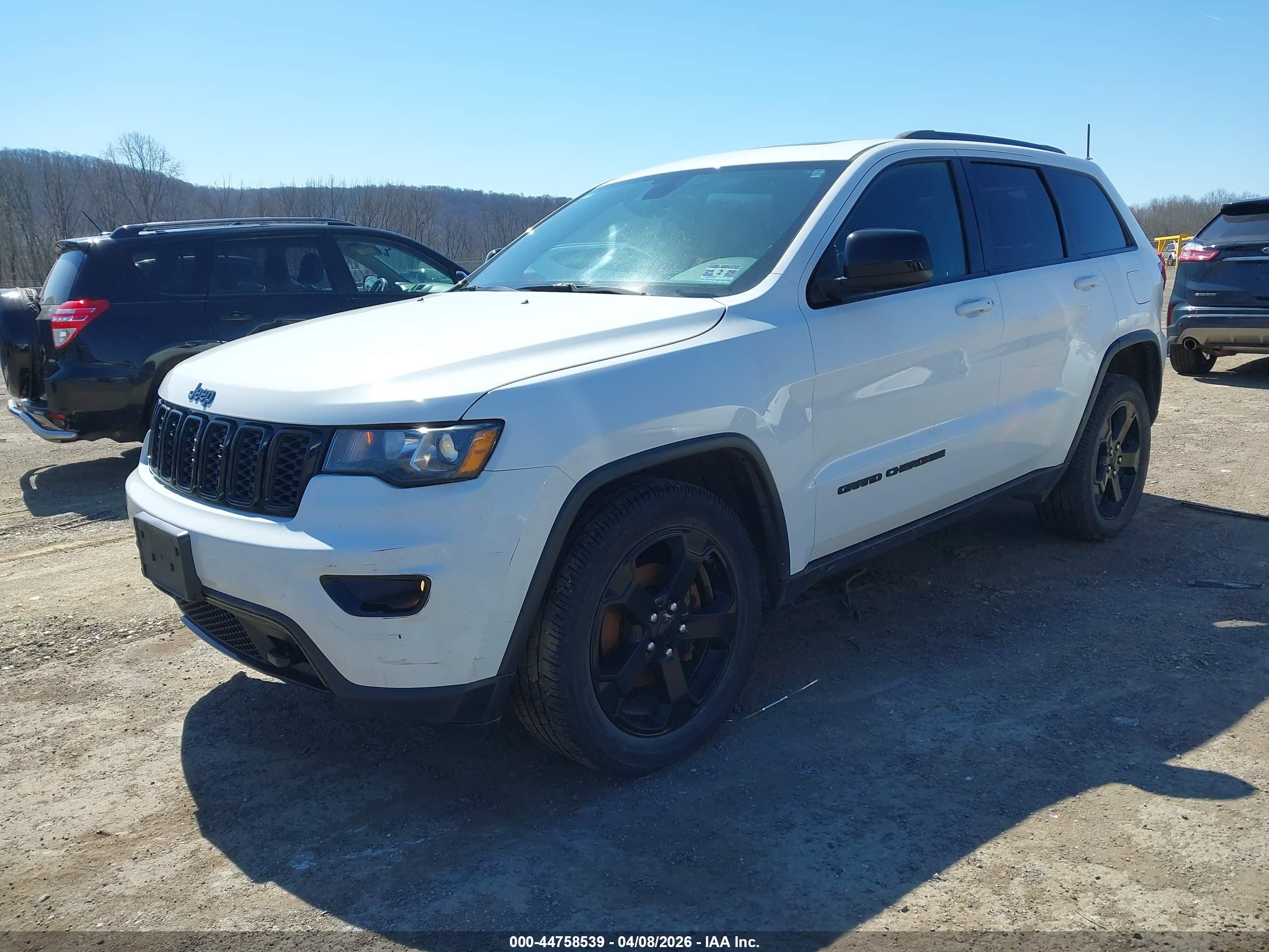 JEEP GRAND image 2