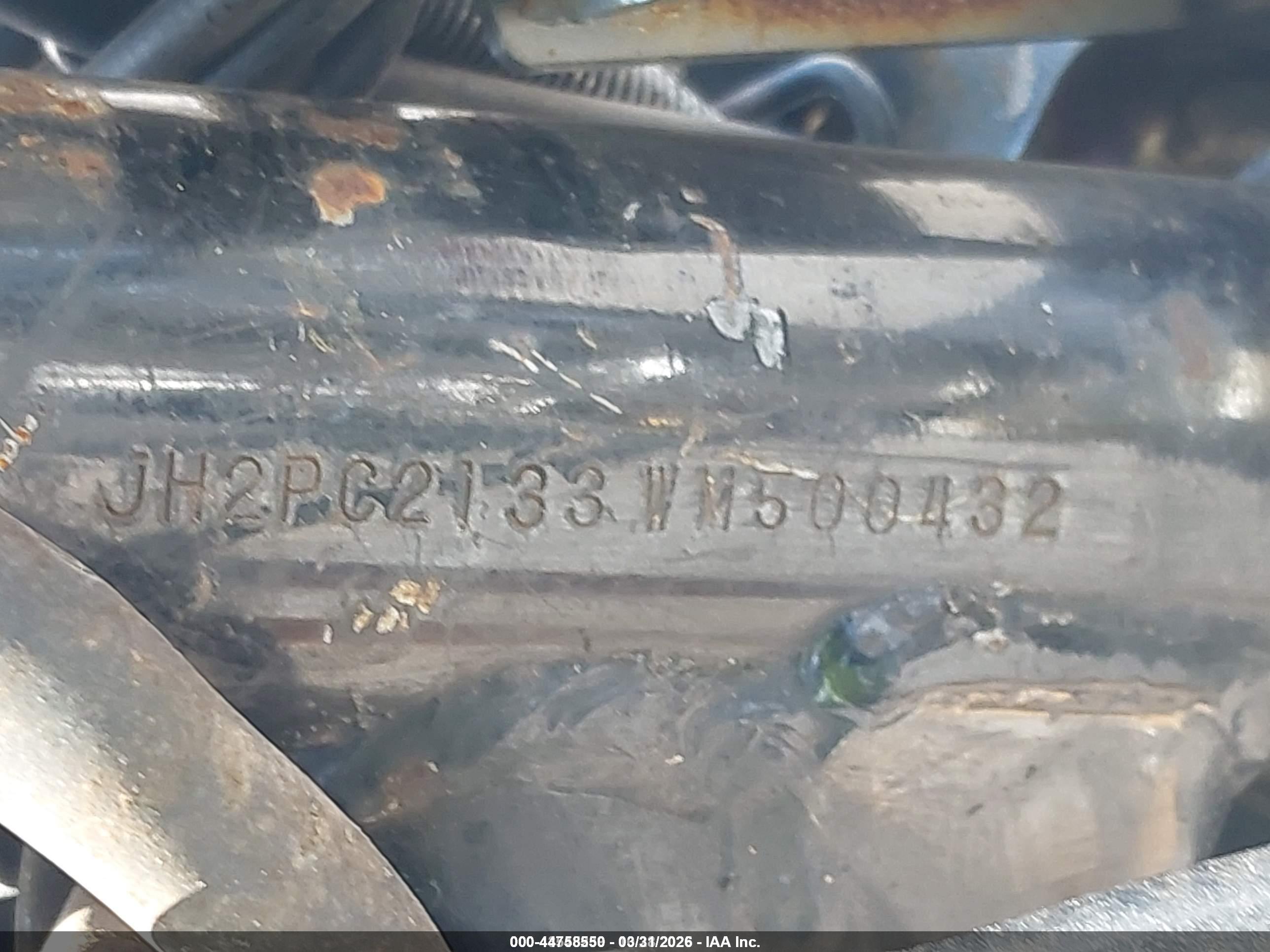 HONDA VT600 image 10