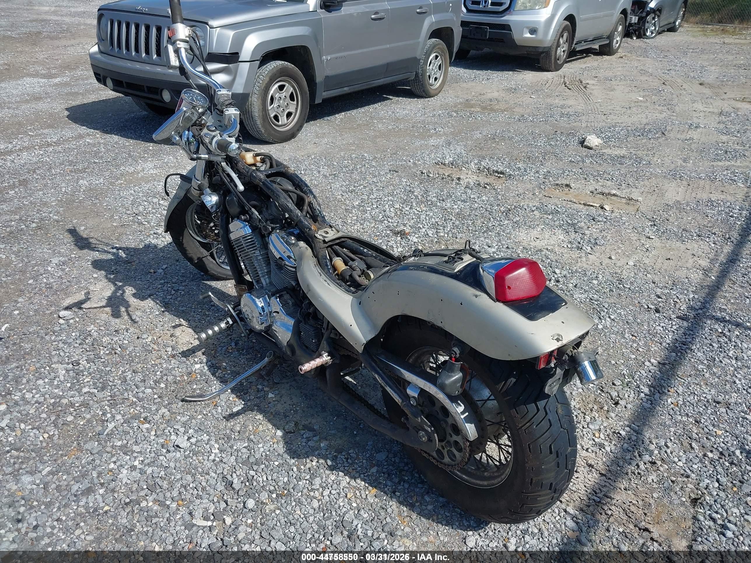 HONDA VT600 image 3